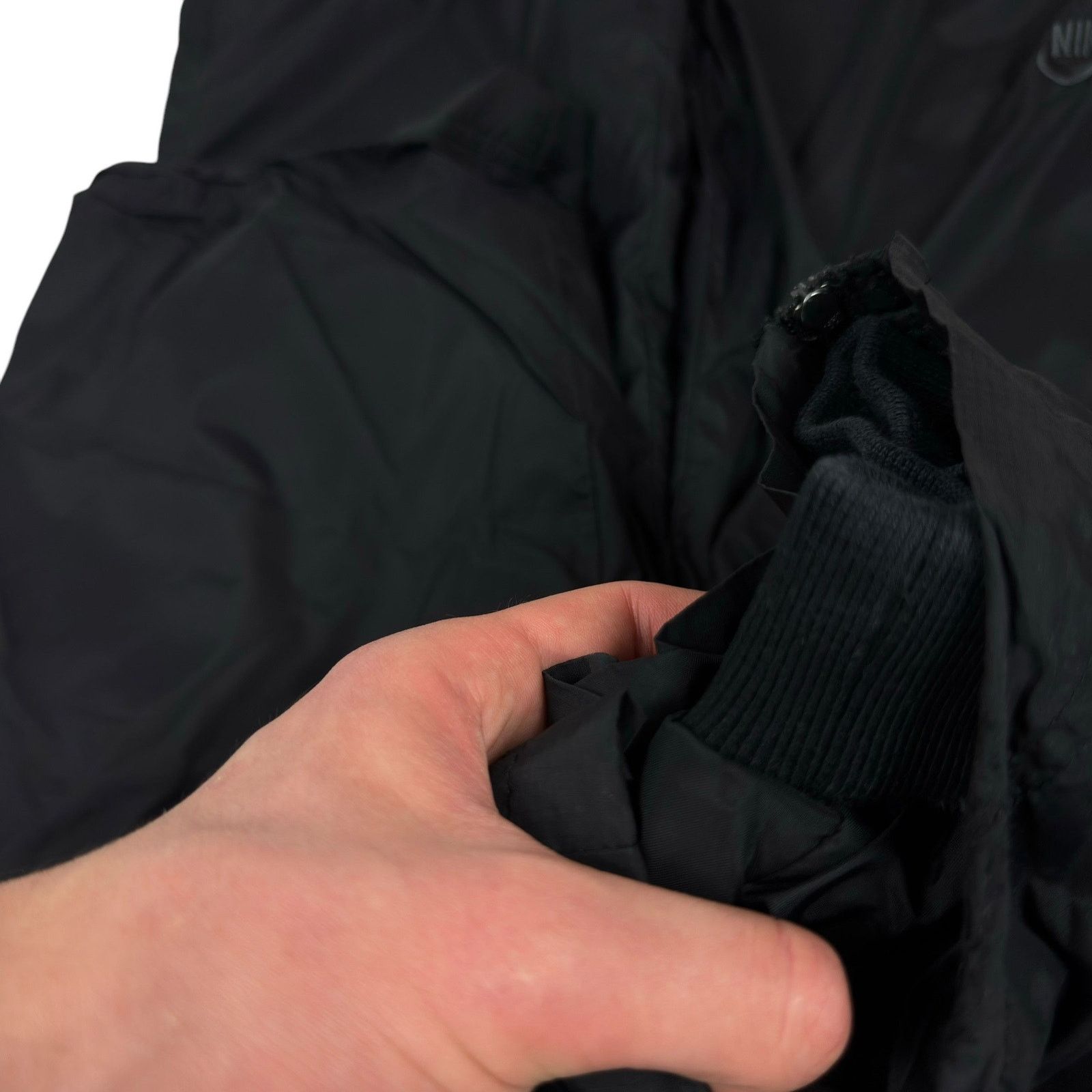 Nike × Vintage Nike Women's Black Swoosh Fleece Lined Straight Ski Pants 6 Size 28" / US 6 / IT 42 - 5 Thumbnail