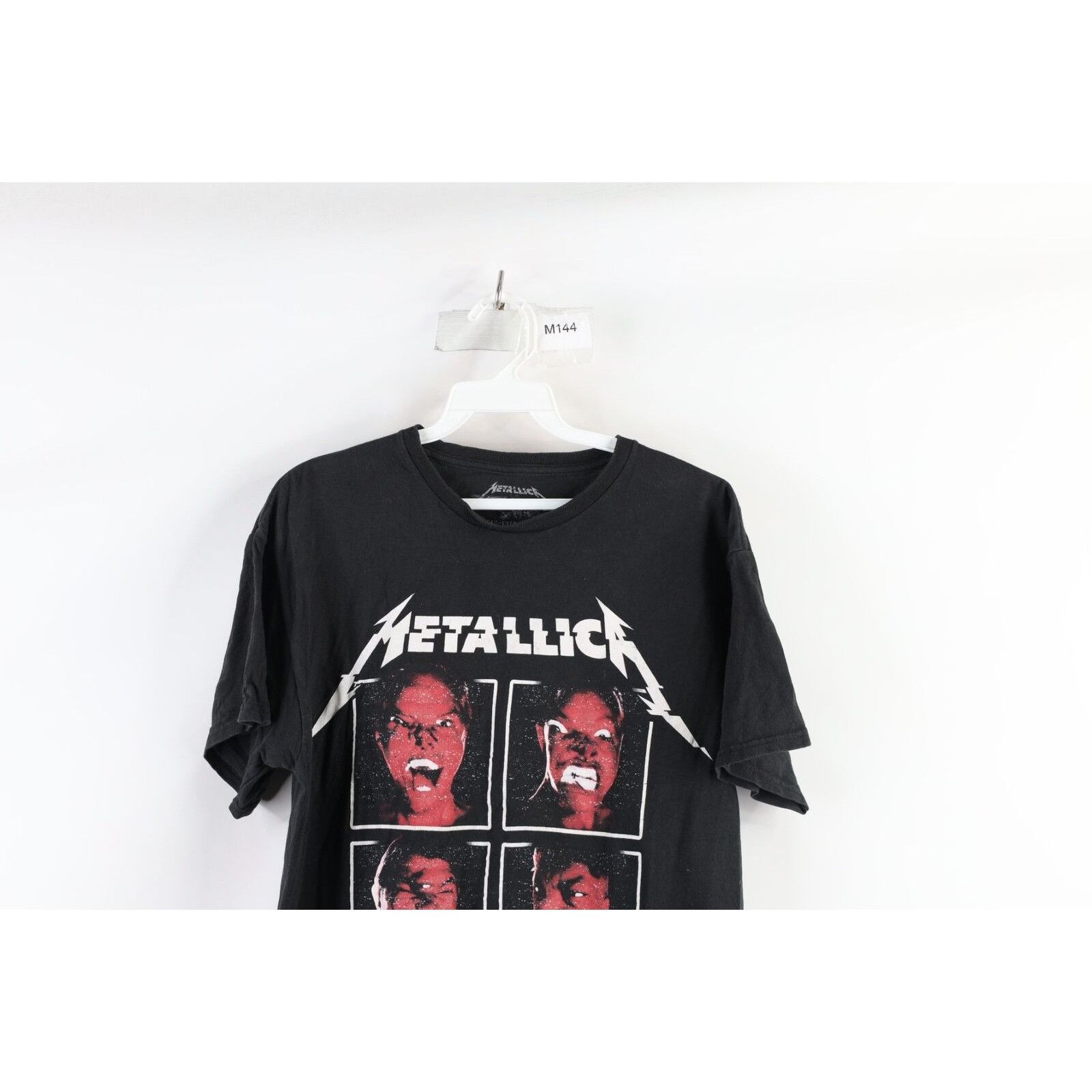 Vintage Metallica Faded Spell Out World Wired Tour Band T-Shirt Size US M / EU 48-50 / 2 - 2 Thumbnail