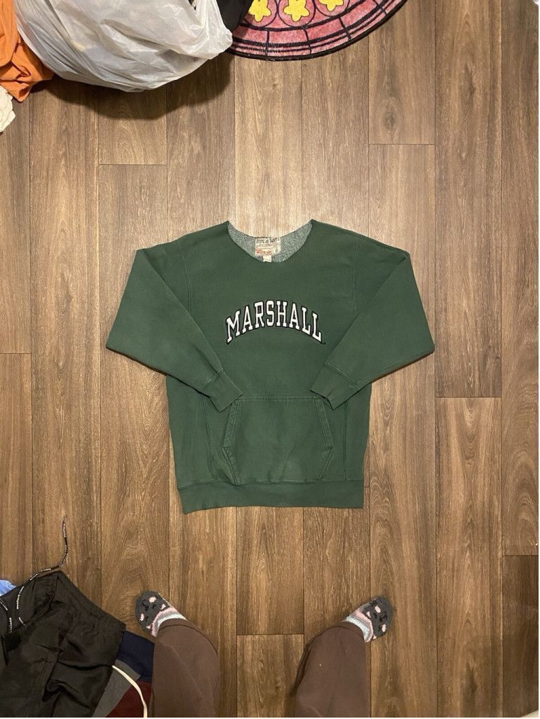 Steve And Barrys Marshall vtg steve and barrys College Crewneck Size S Size US S / EU 44-46 / 1 - 1 Thumbnail