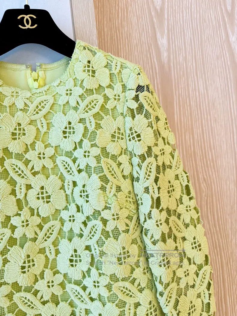 Valentino Valentino Lace flower fake two-piece dress Size S / US 4 / IT 40 - 3 Thumbnail