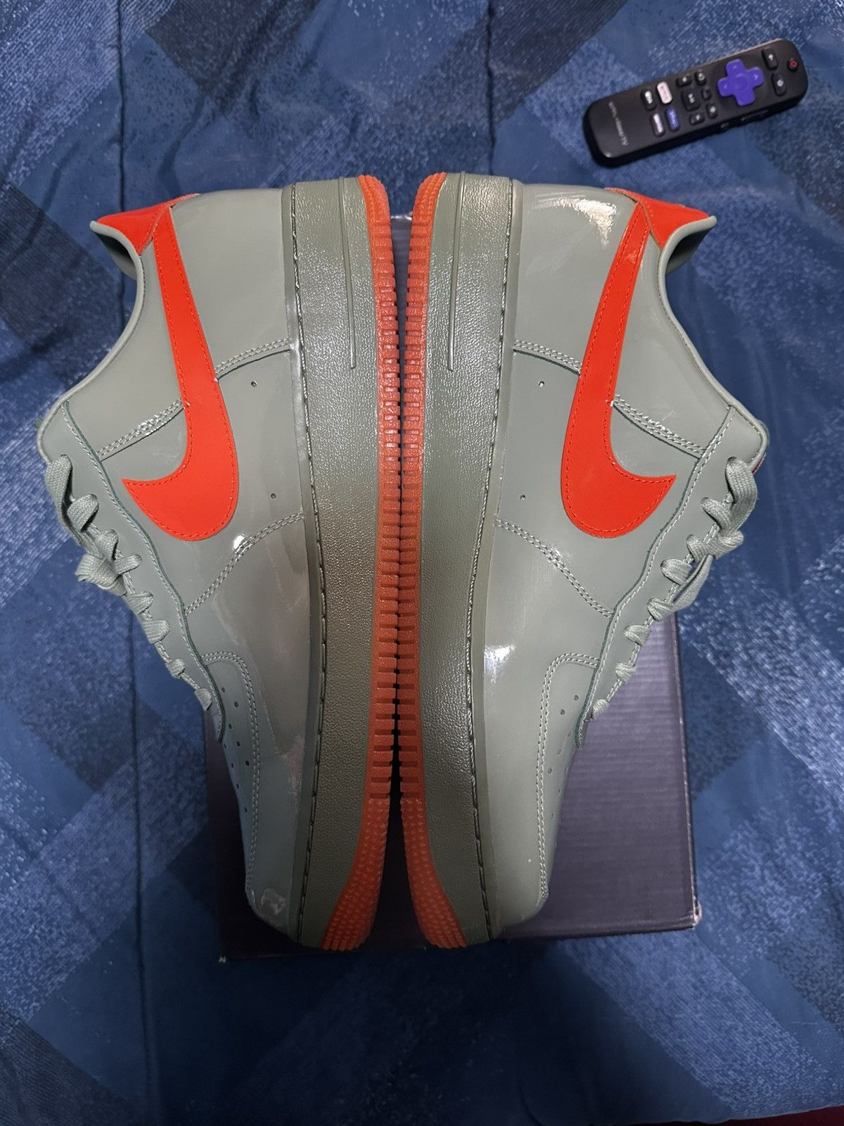 Nike NIKE AIR FORCE 1 OIL GREEN SAFETY Size US 12.5 / EU 45-46 - 4 Thumbnail
