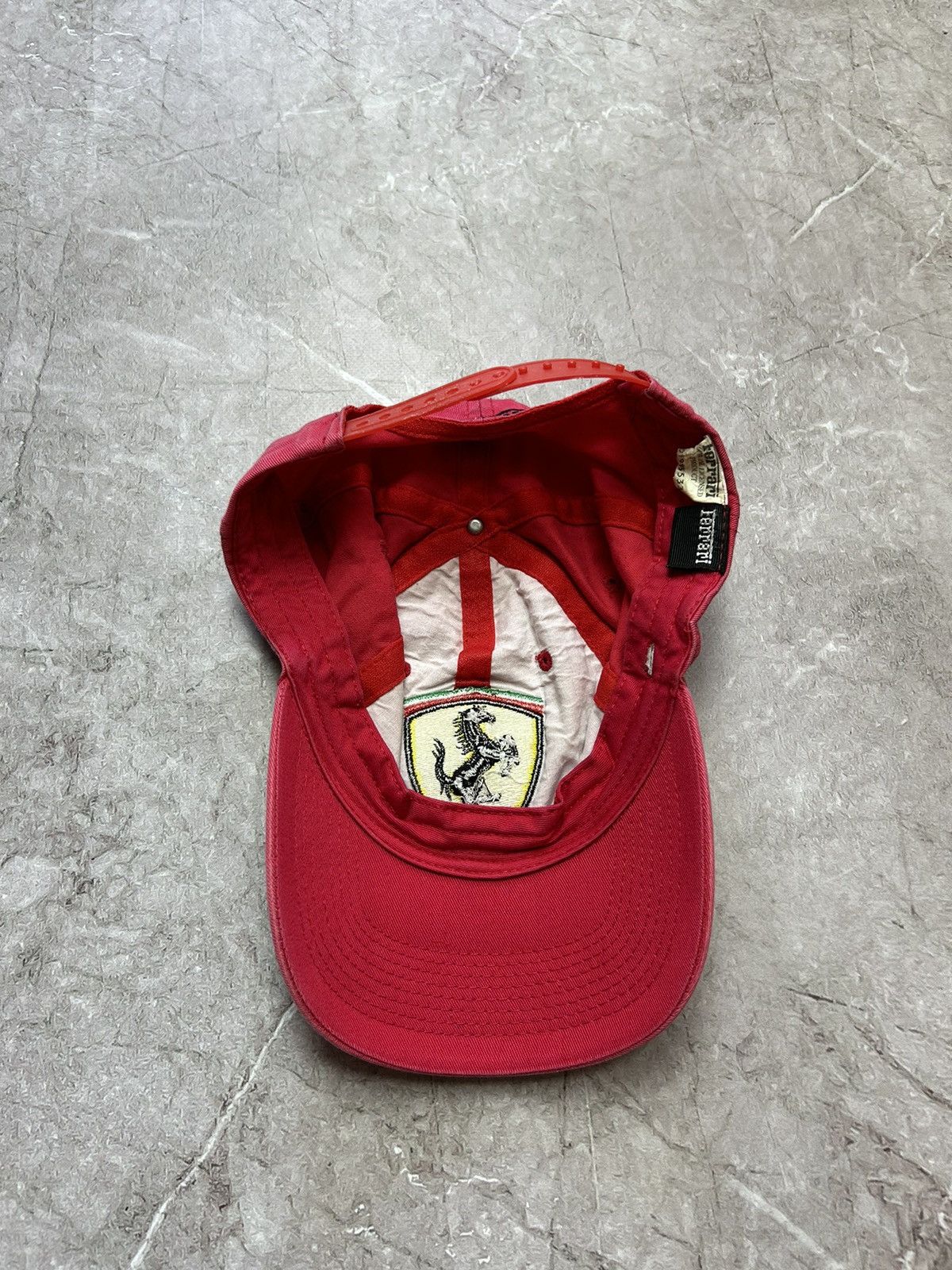 Ferrari × Formula 1 × Vintage Vintage Ferrari 90s hat red cap official licensed racing Size ONE SIZE - 3 Thumbnail