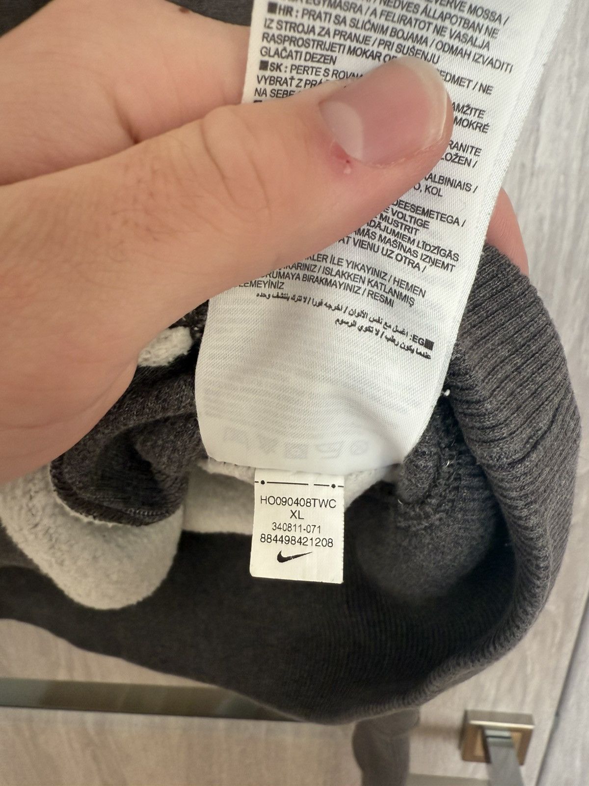 Nike Nike vintage y2k logo basic Size US XL / EU 56 / 4 - 5 Thumbnail