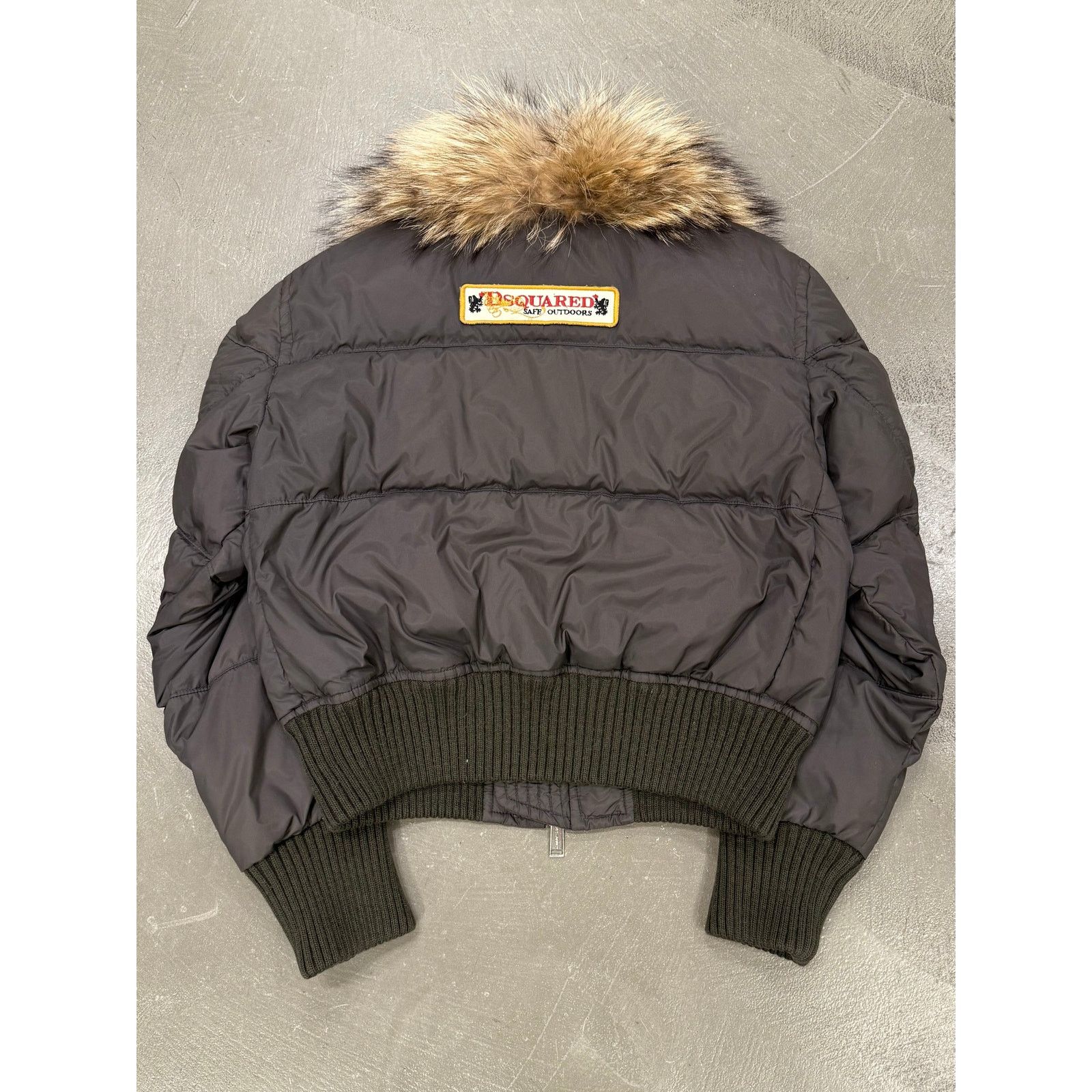 Dsquared2 2000s Dsquared2 cropped puffer jacket with murmanski fur Size L / US 10 / IT 46 - 3 Thumbnail