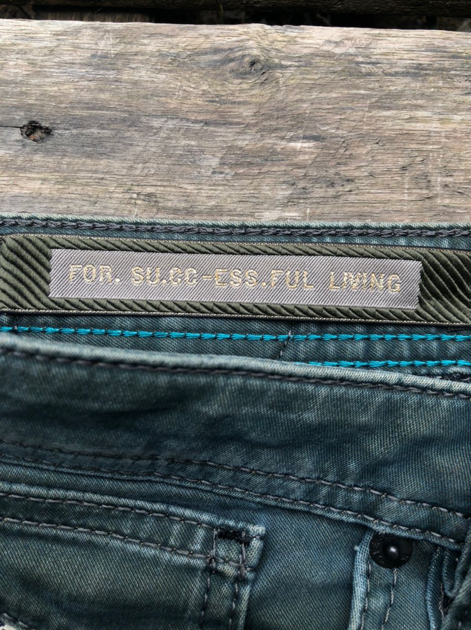 Diesel × Vintage Vintage Diesel Rust Denim Jeans Slim-Skinny Size US 33 - 9 Thumbnail