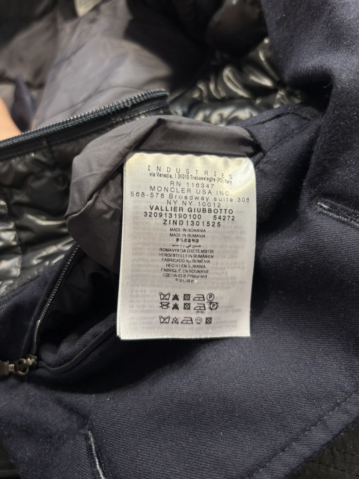 Moncler Moncler Vallier Quilted Down Coat Gray Wool Size 3 Size US M / EU 48-50 / 2 - 10 Thumbnail