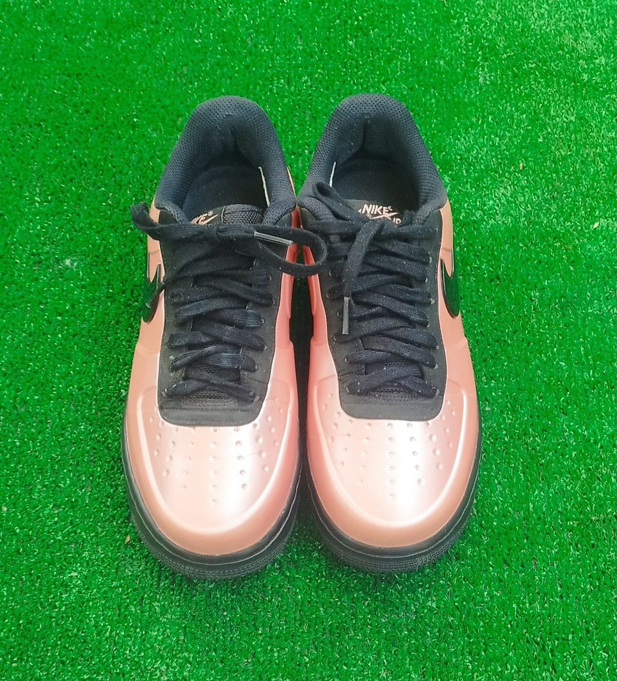 Nike Shoes Nike AF1 Foamposite Pro Cup Size US 7 / EU 40 - 2 Thumbnail