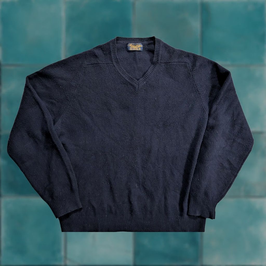 Brooks Brothers Brooks Brothers Sweatshirt Lambswool V-Neck Grandpa Black Men's XL Pullover Knit Wool Casual Vintage? Size US XL / EU 56 / 4 - 1 Thumbnail