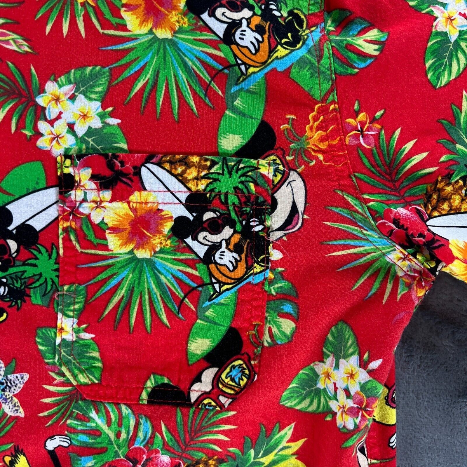 Disney Disney Hawaiian Shirt Men M Beach Surf Mickey Minnie Mouse S Size US M / EU 48-50 / 2 - 5 Thumbnail