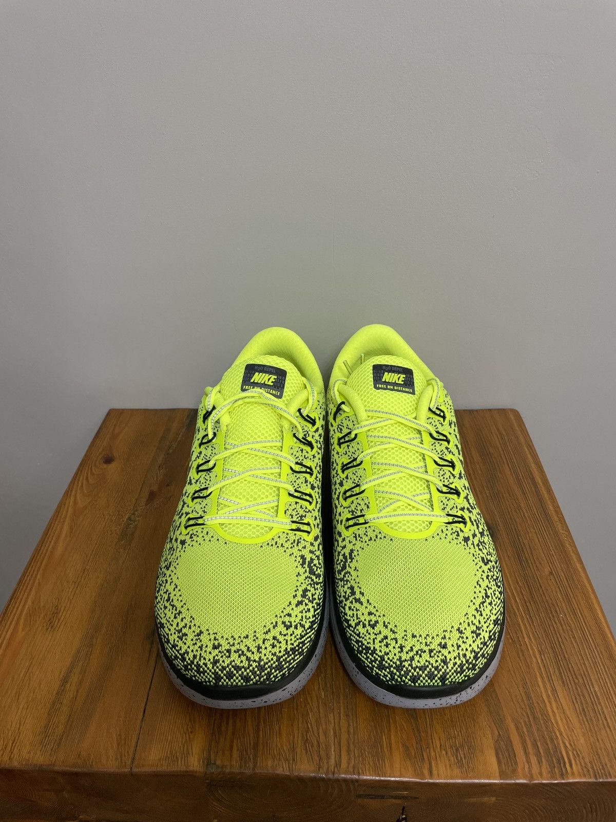 Nike Nike Free Run Distance Shield Size US 10.5 / EU 43-44 - 3 Thumbnail