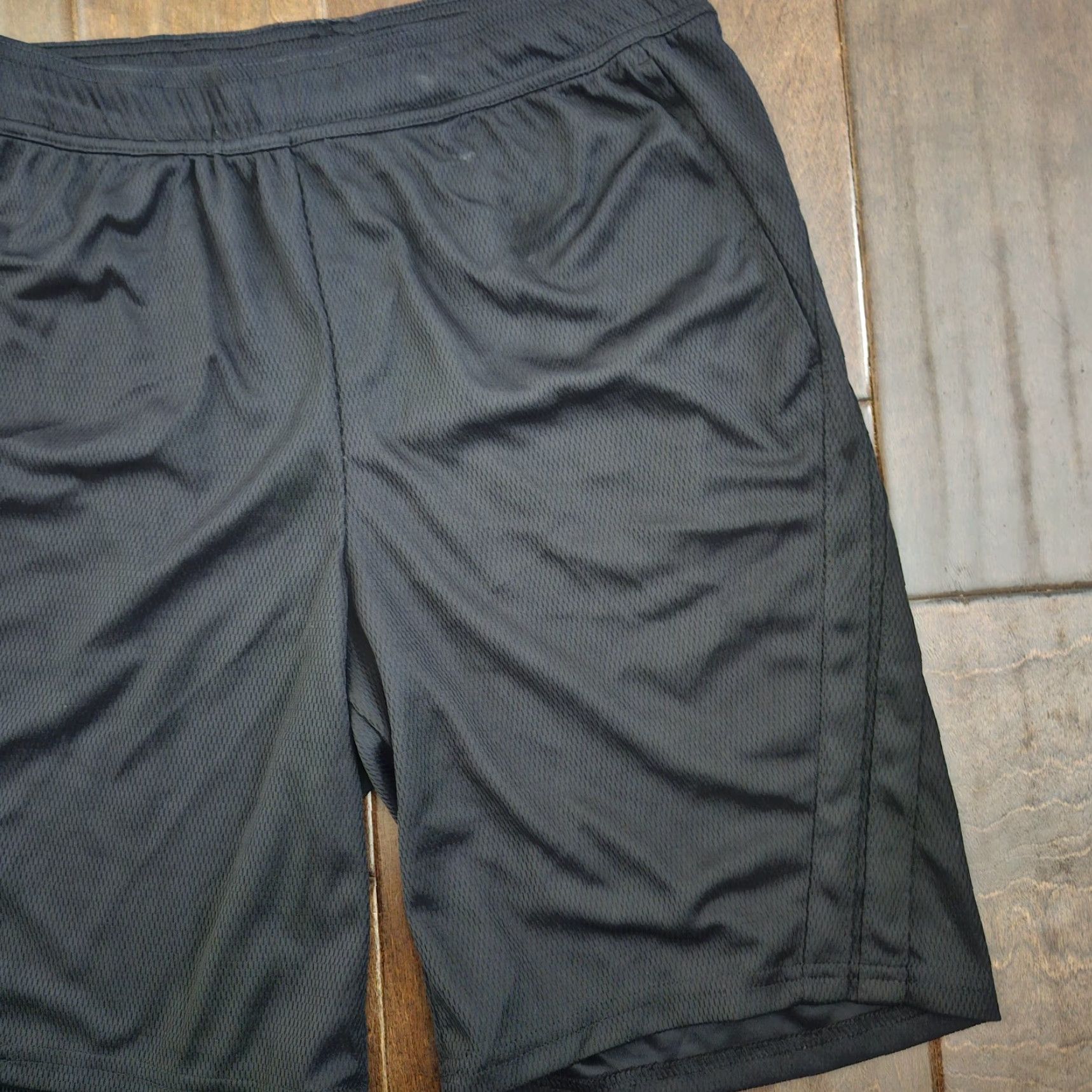 Vintage VINTAGE All In Motion Womens Small Black Athletic Gym Shorts Elastic Waist Size 28" / US 6 / IT 42 - 6 Thumbnail