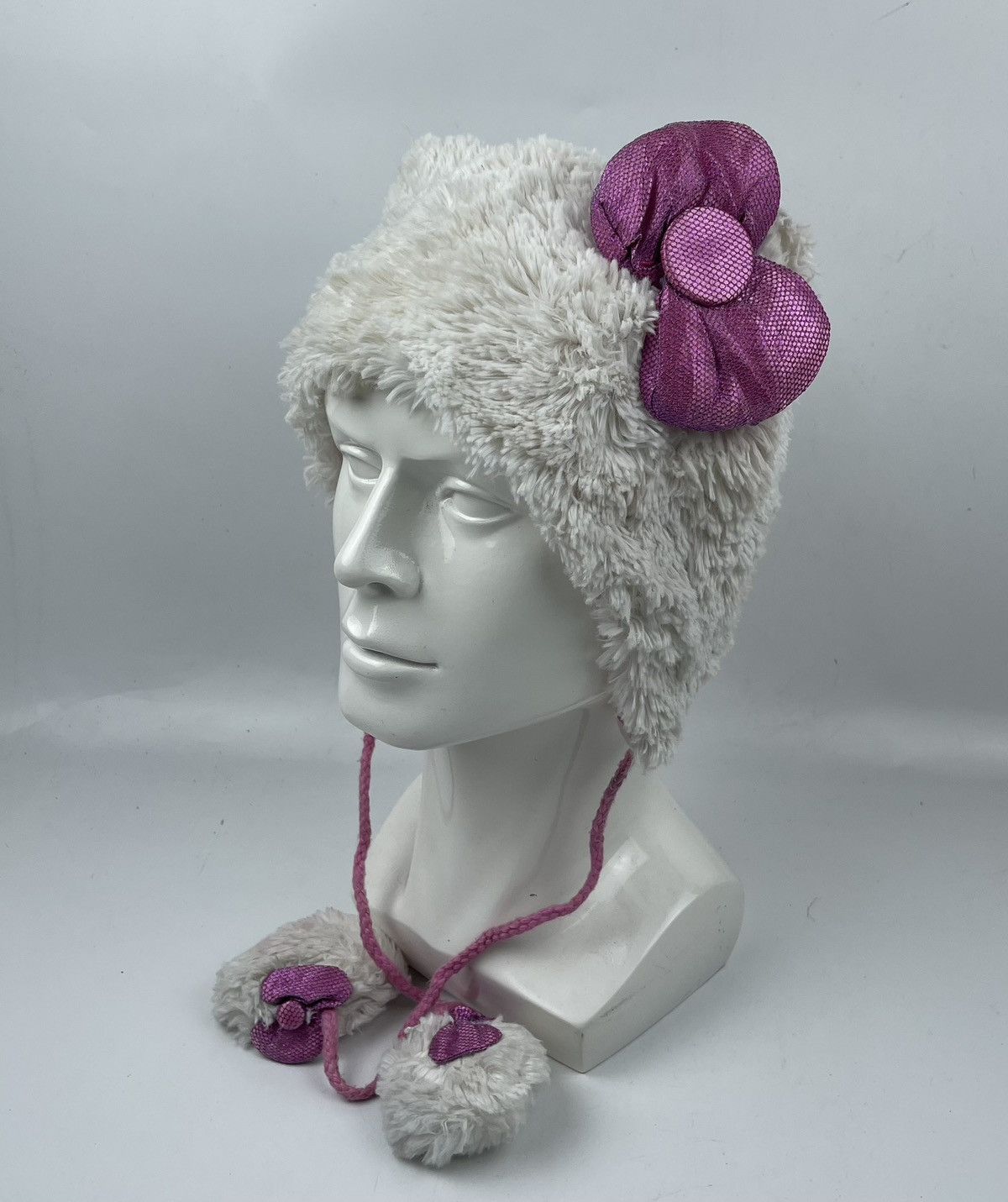Anime hello kitty beanie hat winter hat Size ONE SIZE - 2 Thumbnail