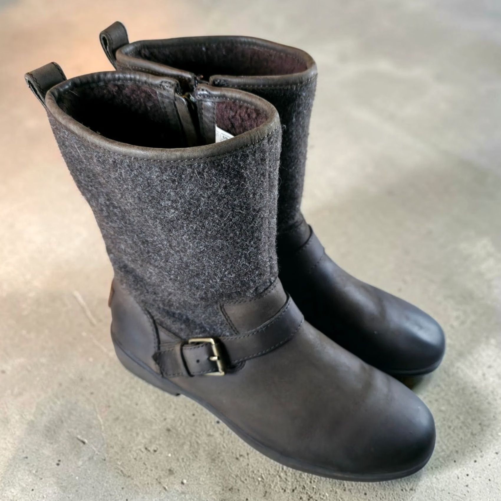 Ugg UGG Womens Boot Brown Leather Wool Waterproof Zip 9 Robbie 1017377 Size US 9 / IT 39 - 2 Thumbnail