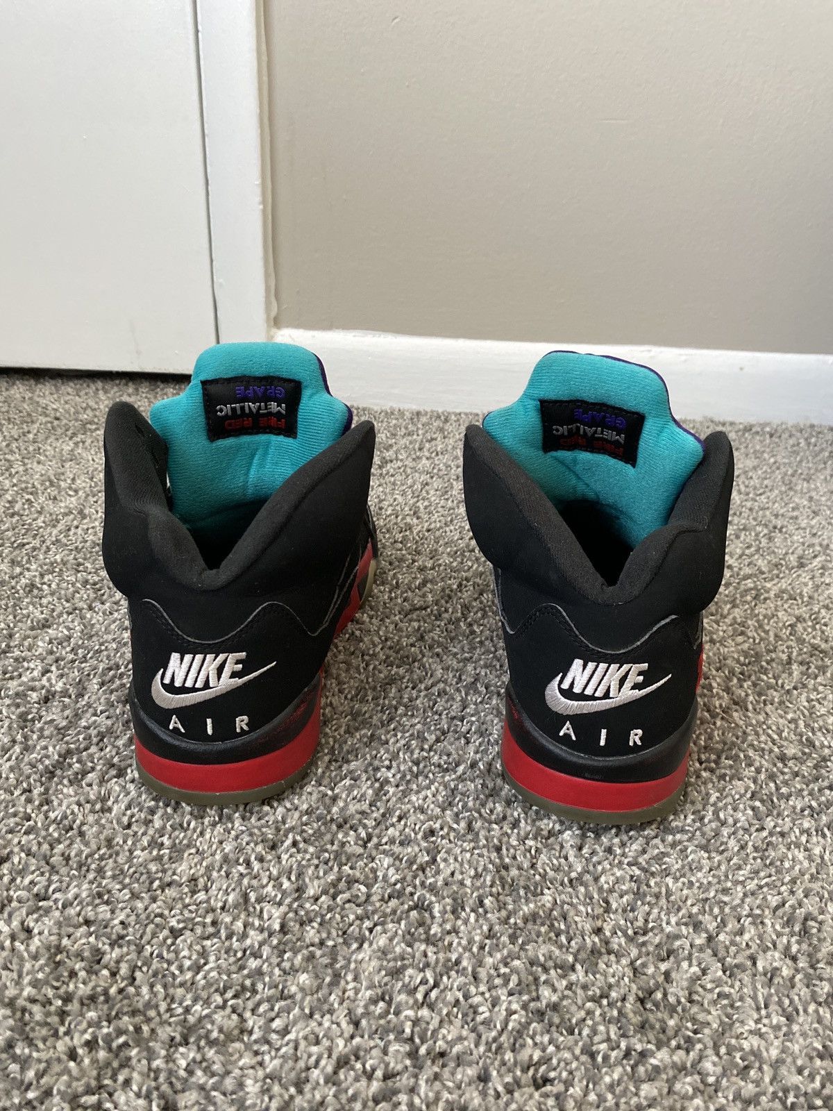 Jordan Brand Size 8 - Jordan 5 Retro Top 3 Black 2020 Size US 8 / EU 41 - 4 Thumbnail