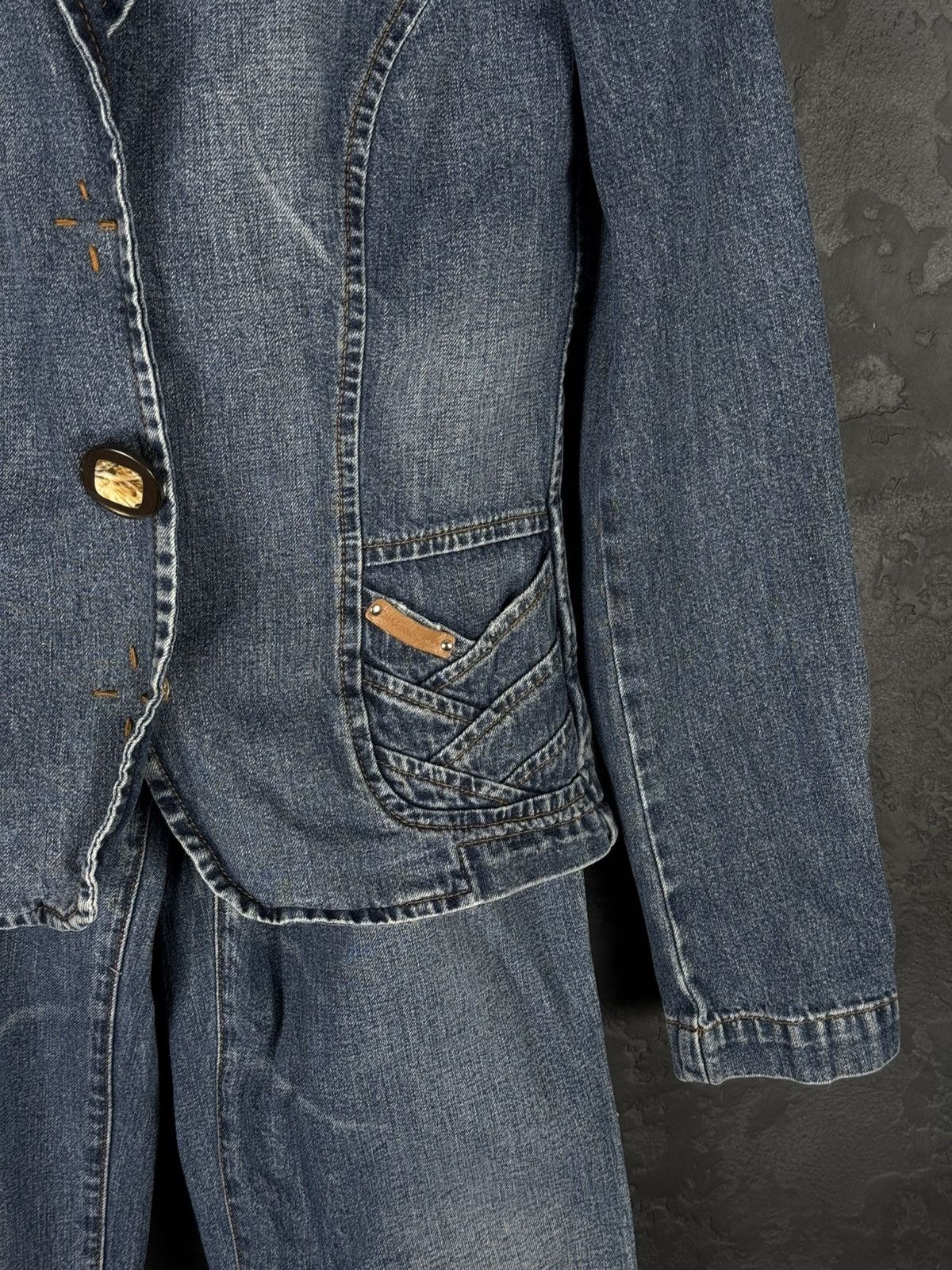 Dolce & Gabbana Dolce & Gabbana Women’s Vintage Denim Suit Jeans Luxury Size M / US 6-8 / IT 42-44 - 6 Thumbnail