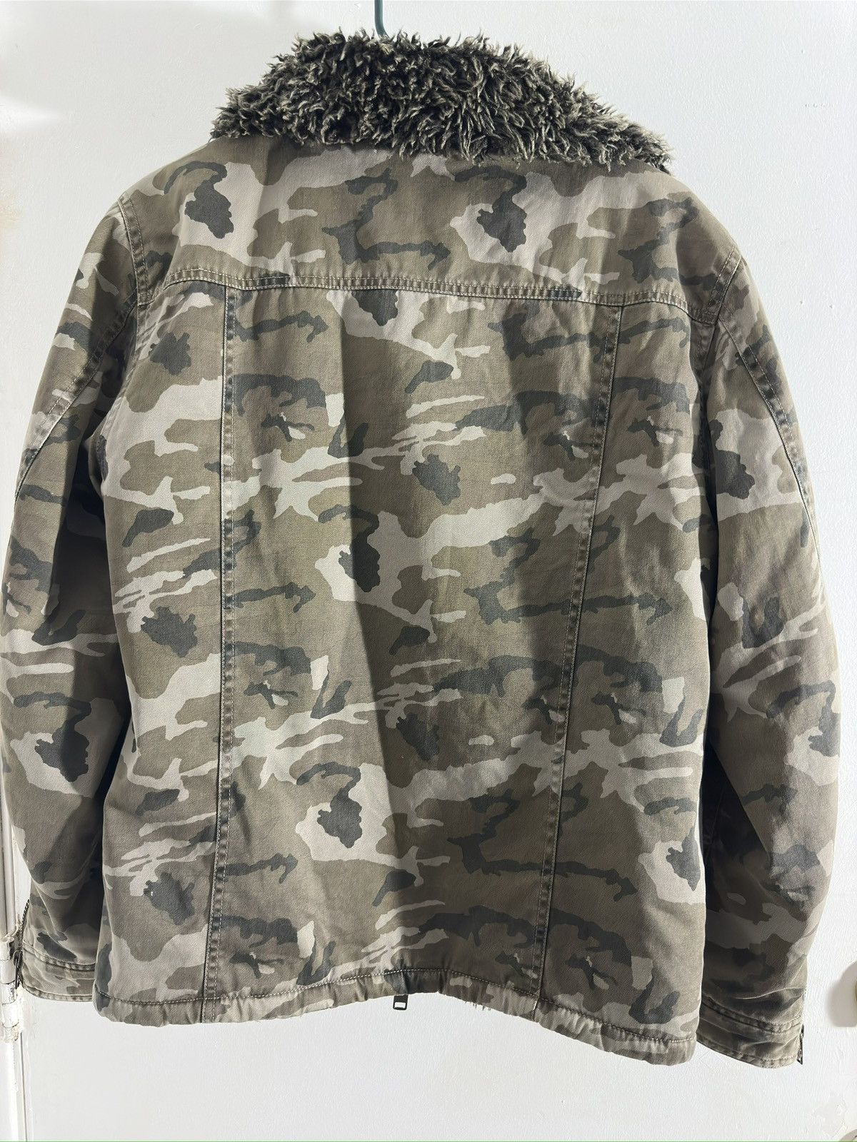 Japanese Brand × Other × Vintage Burden camo fur coat Size US L / EU 52-54 / 3 - 3 Thumbnail