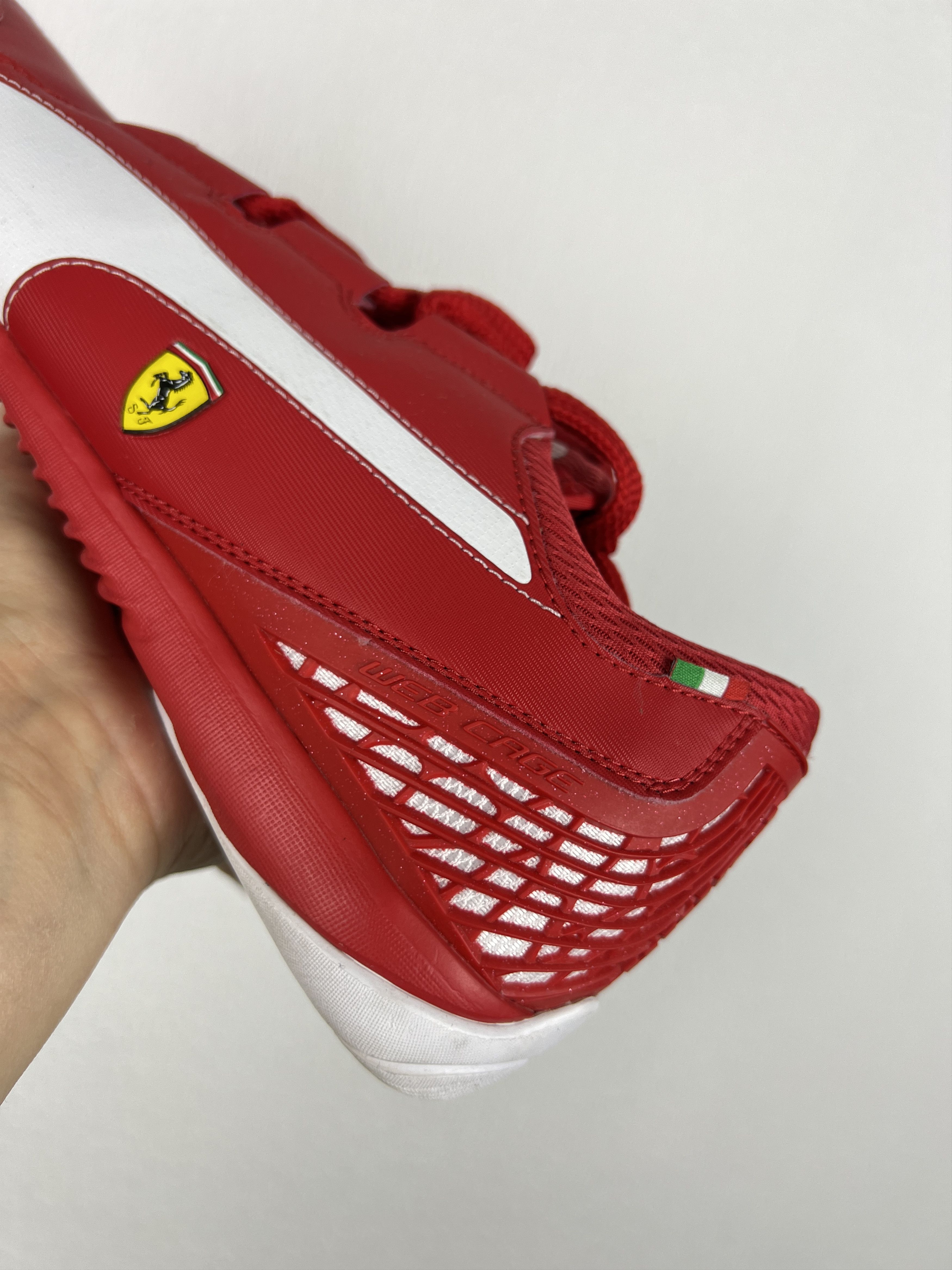 Puma Ferrari Sneakers Shoes Boots Offical Racing Size UK 10 US 11 Size US 11 / EU 44 - 5 Thumbnail