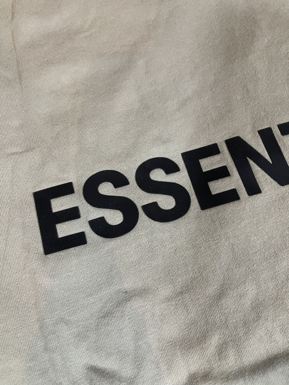 Essentials Fear of God Essentials Boxy L/S T-Shirt Applique Logo Moss Size US M / EU 48-50 / 2 - 3 Thumbnail