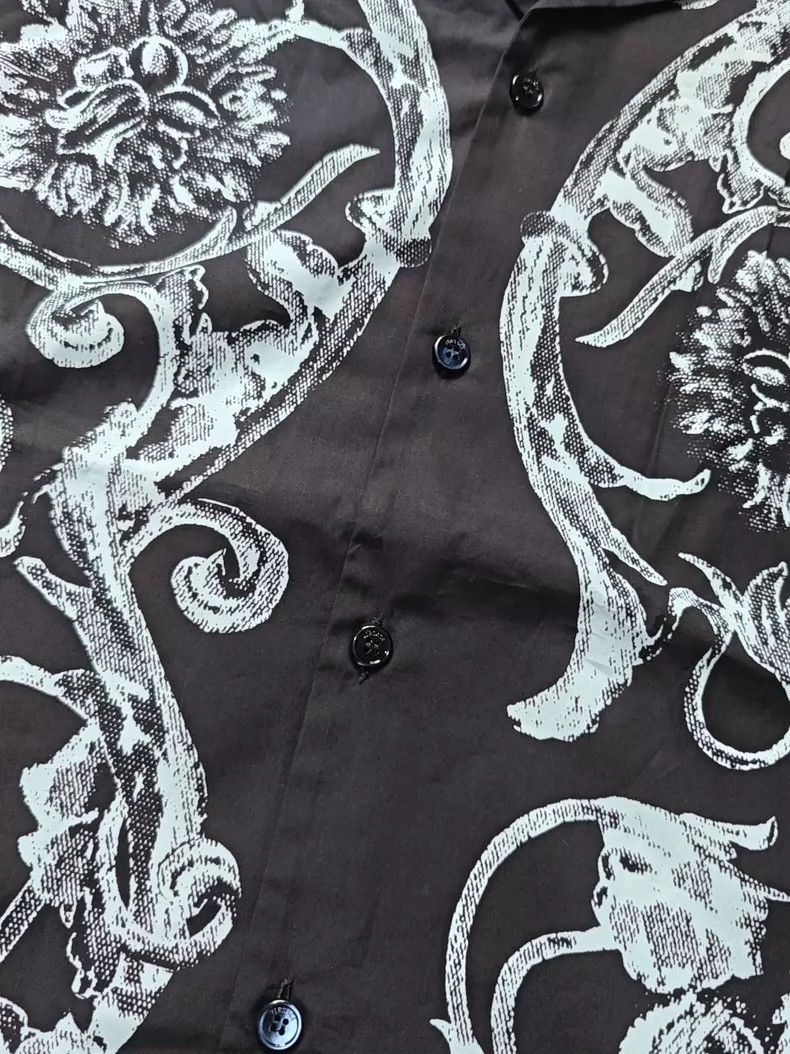 Versace Versace Patterned print lapel single-breasted short-sleeve Size US M / EU 48-50 / 2 - 6 Thumbnail