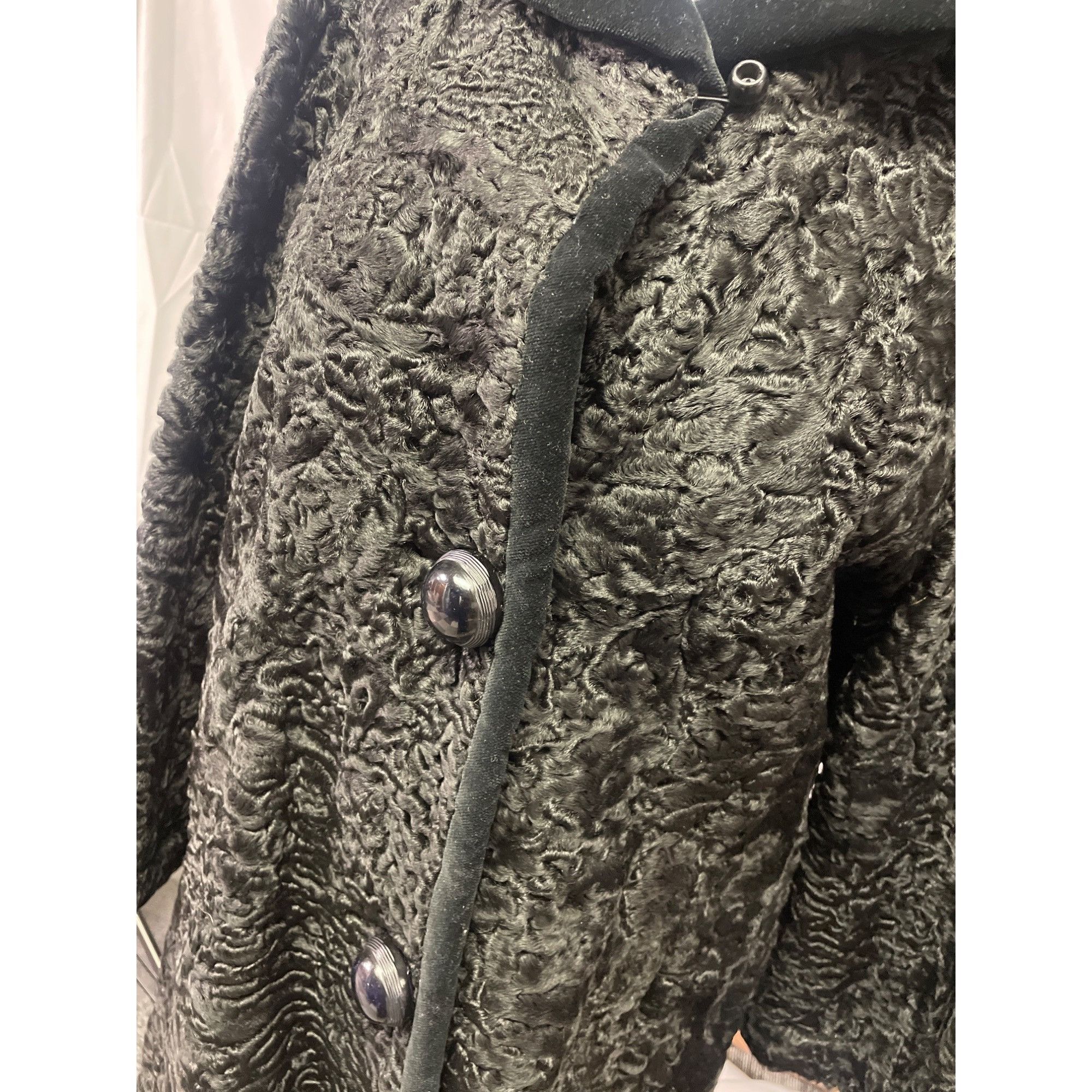 Other Vintage Women's Black Persian Lamb Coat/Jacket SizeM SKU 180 Size M / US 6-8 / IT 42-44 - 3 Thumbnail