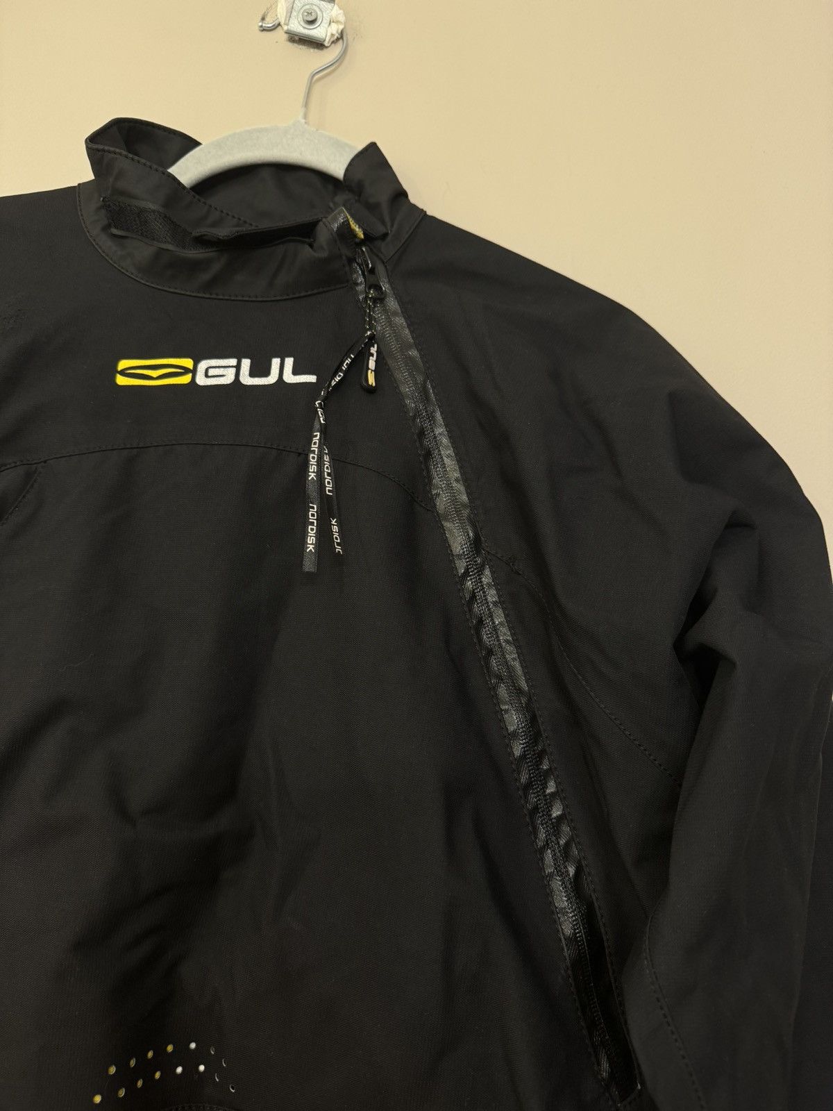 Other GUL waterproof anorak jacket sea surf wear rare Size US M / EU 48-50 / 2 - 4 Thumbnail