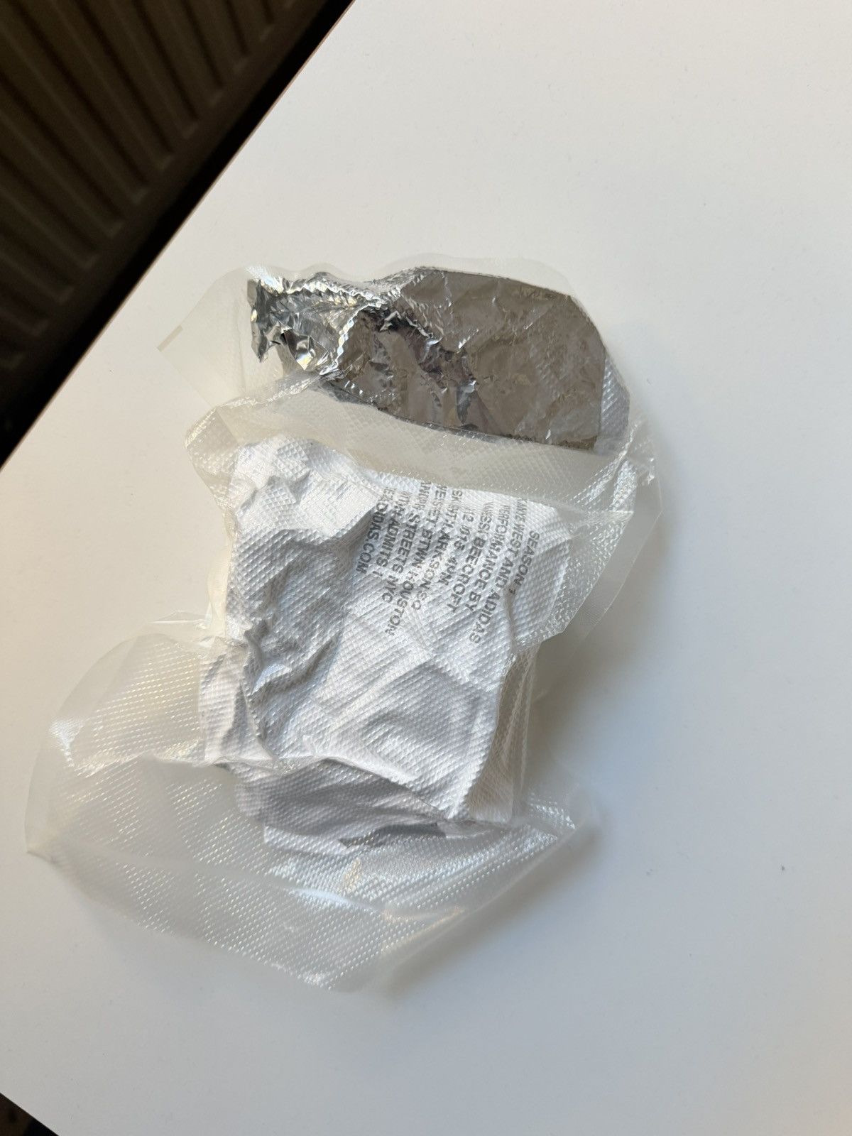 Yeezy Super Rare! Yeezy Season 1 Invitation Windbreaker (Sealed) Size US M / EU 48-50 / 2 - 2 Thumbnail