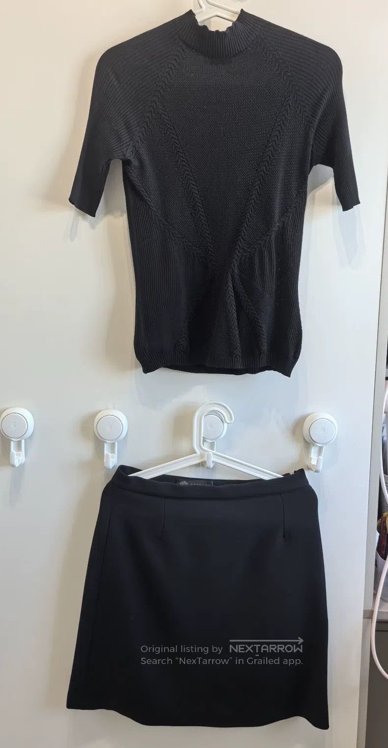 Other Versace Black knit short sleeves Size S / US 4 / IT 40 - 4 Thumbnail