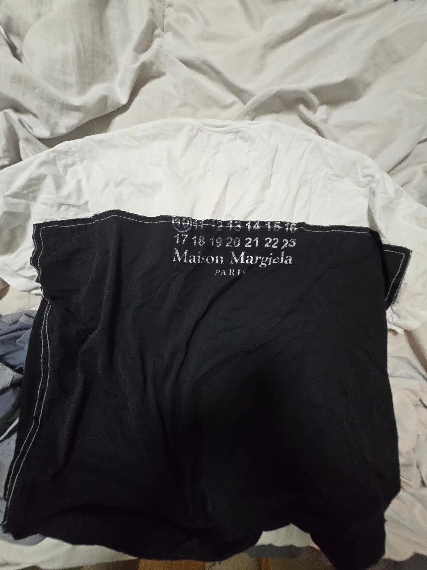 Maison Margiela Maison Margiela short sleeve T-shirt Q6 Size US S / EU 44-46 / 1 - 4 Thumbnail