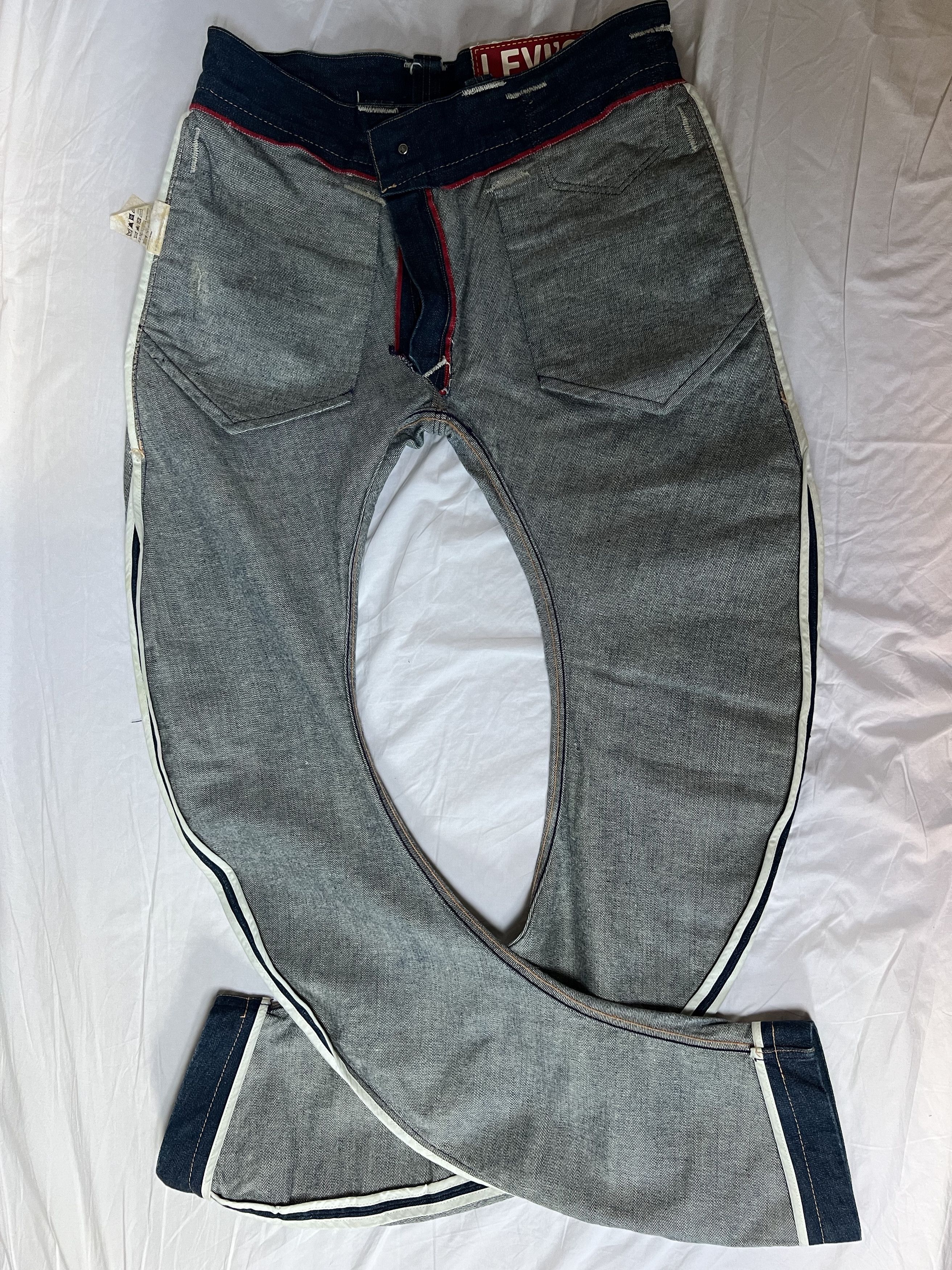 Levi's Levi’s RED “Super Curved” — First Issue Pattern — Rare Size US 36 / EU 52 - 10 Thumbnail