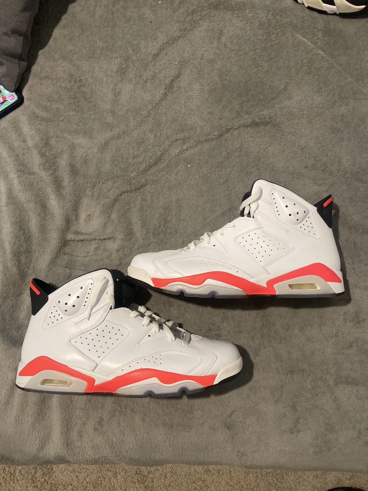 Jordan Brand Air Jordan six retro white infrared Size US 14 / EU 47 - 2 Thumbnail