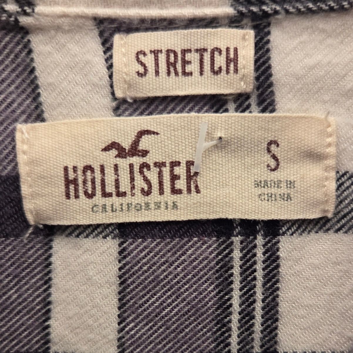 Hollister Hollister Black and White Plaid Button-Up - Size Small Size US S / EU 44-46 / 1 - 4 Thumbnail