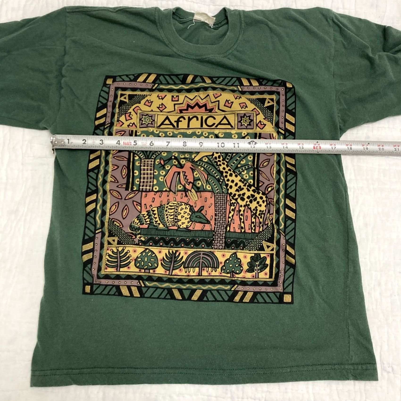 Vintage Earth T-Shirt Africa Print Made in Zimbabwe Men’s Small Green S Size US S / EU 44-46 / 1 - 5 Thumbnail