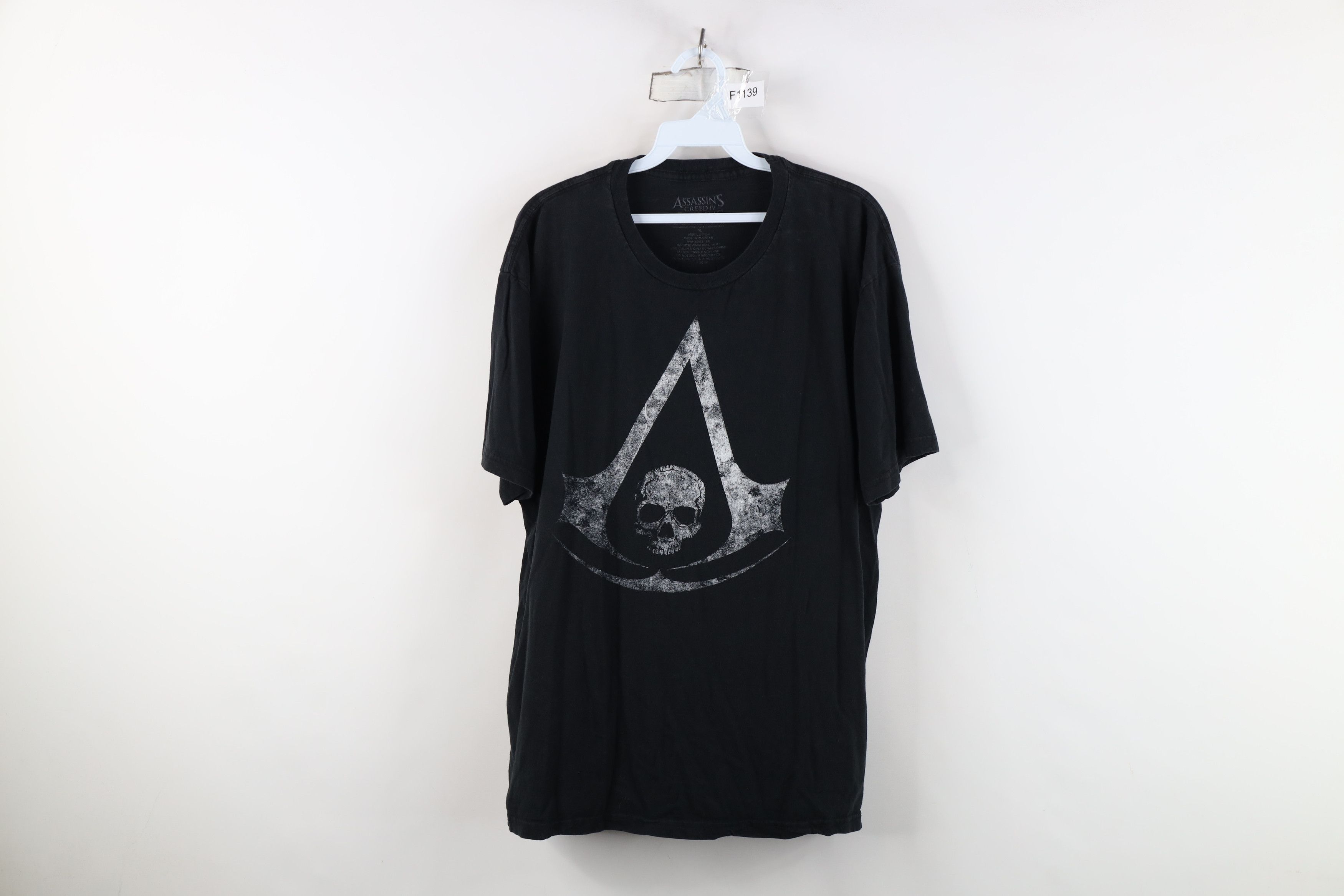 Vintage Vintage Y2K Assassins Creed IV Black Flag Video Game T-Shirt Size US XL / EU 56 / 4 - 1 Thumbnail