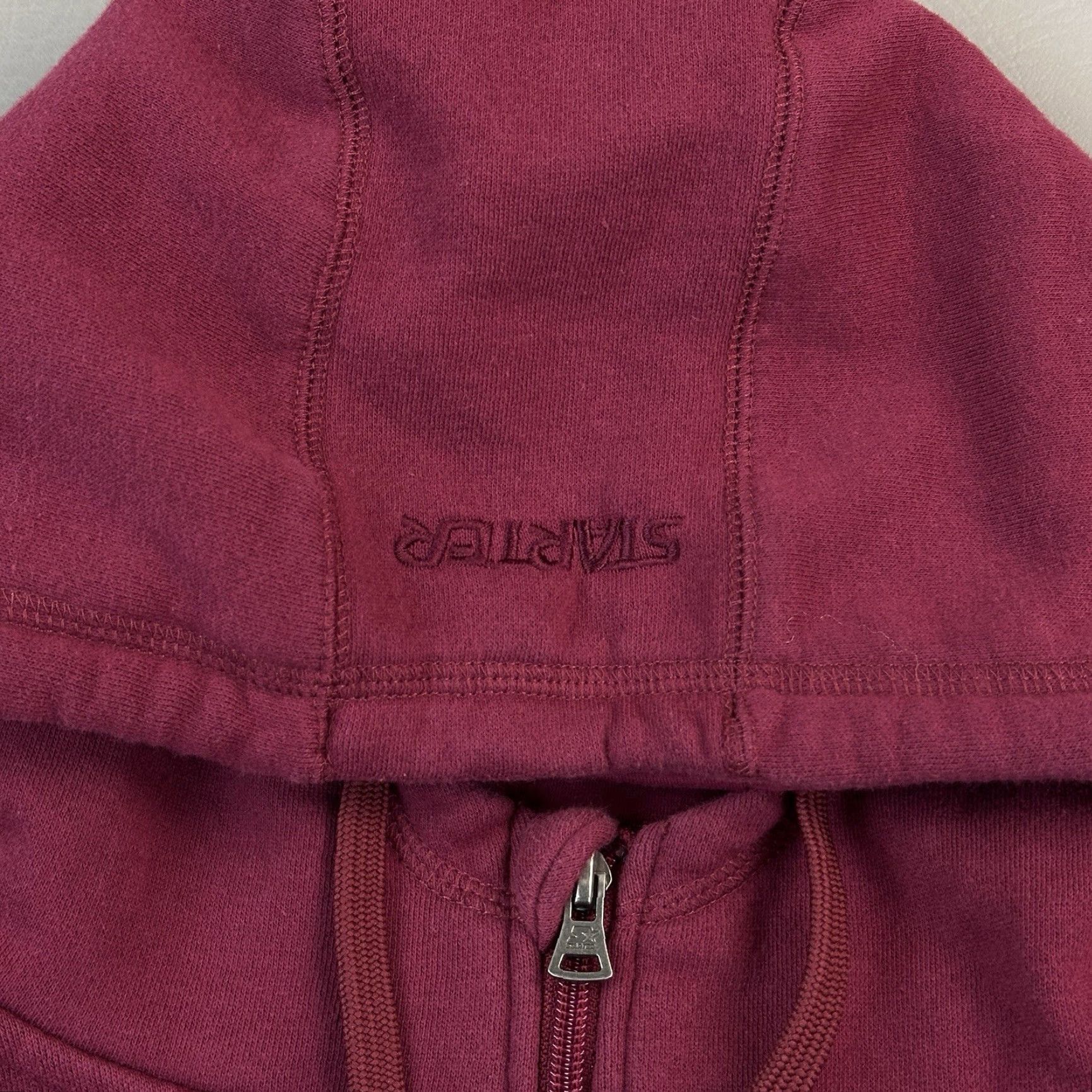 Starter VINTAGE Starter Hoodie Mens Large Burgundy Full Zip Embroidered Logos Y2K Size US L / EU 52-54 / 3 - 7 Thumbnail