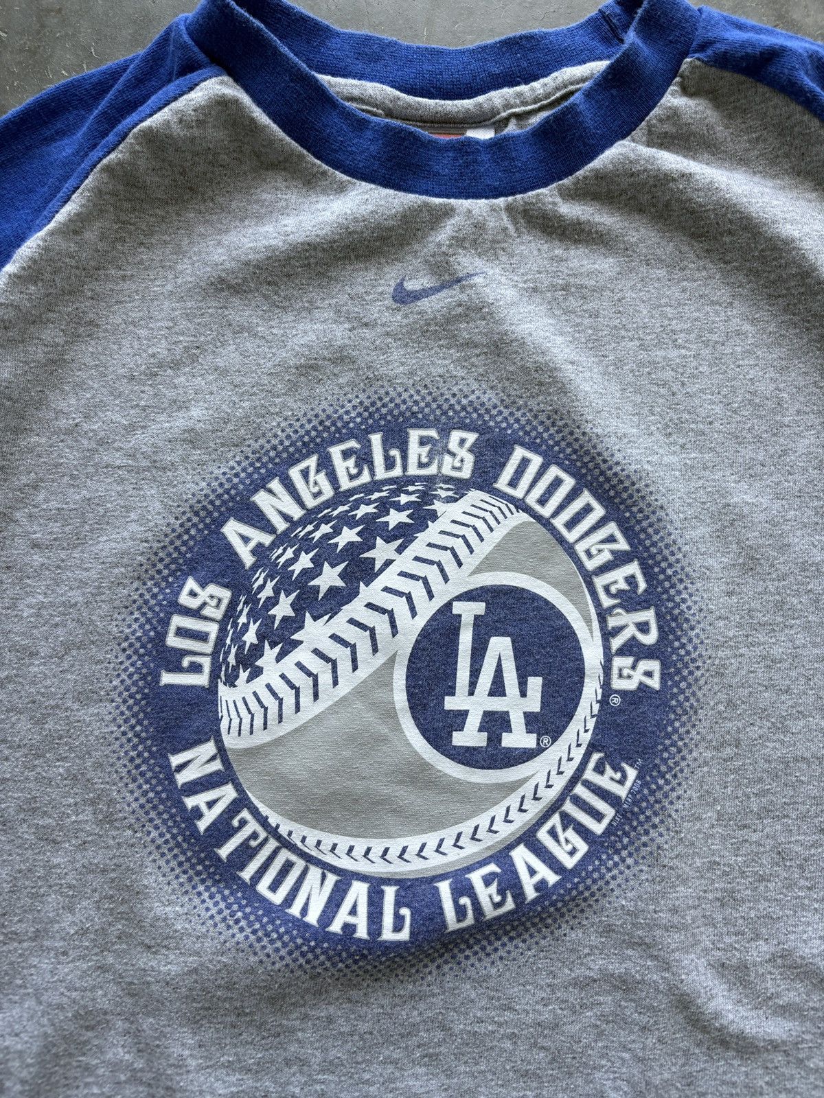 Nike Vintage Y2K Nike LA Dodgers Graphic Tee Raglan Size US XL / EU 56 / 4 - 2 Thumbnail