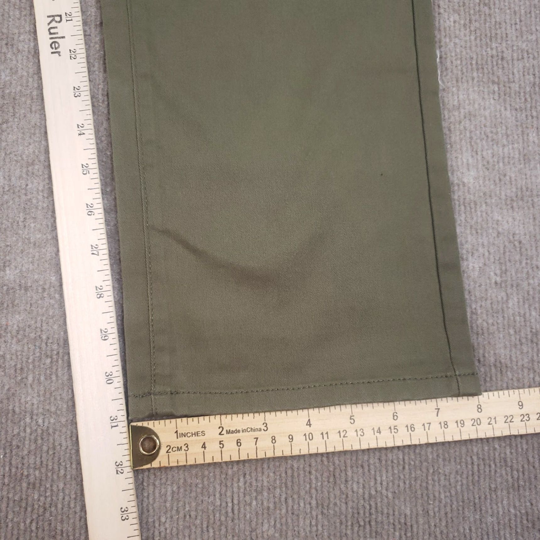 Saks Fifth Avenue Saks Fifth Avenue Men's Green Chino Pants 32x31 Straight Leg Stretch Size US 32 / EU 48 - 3 Thumbnail