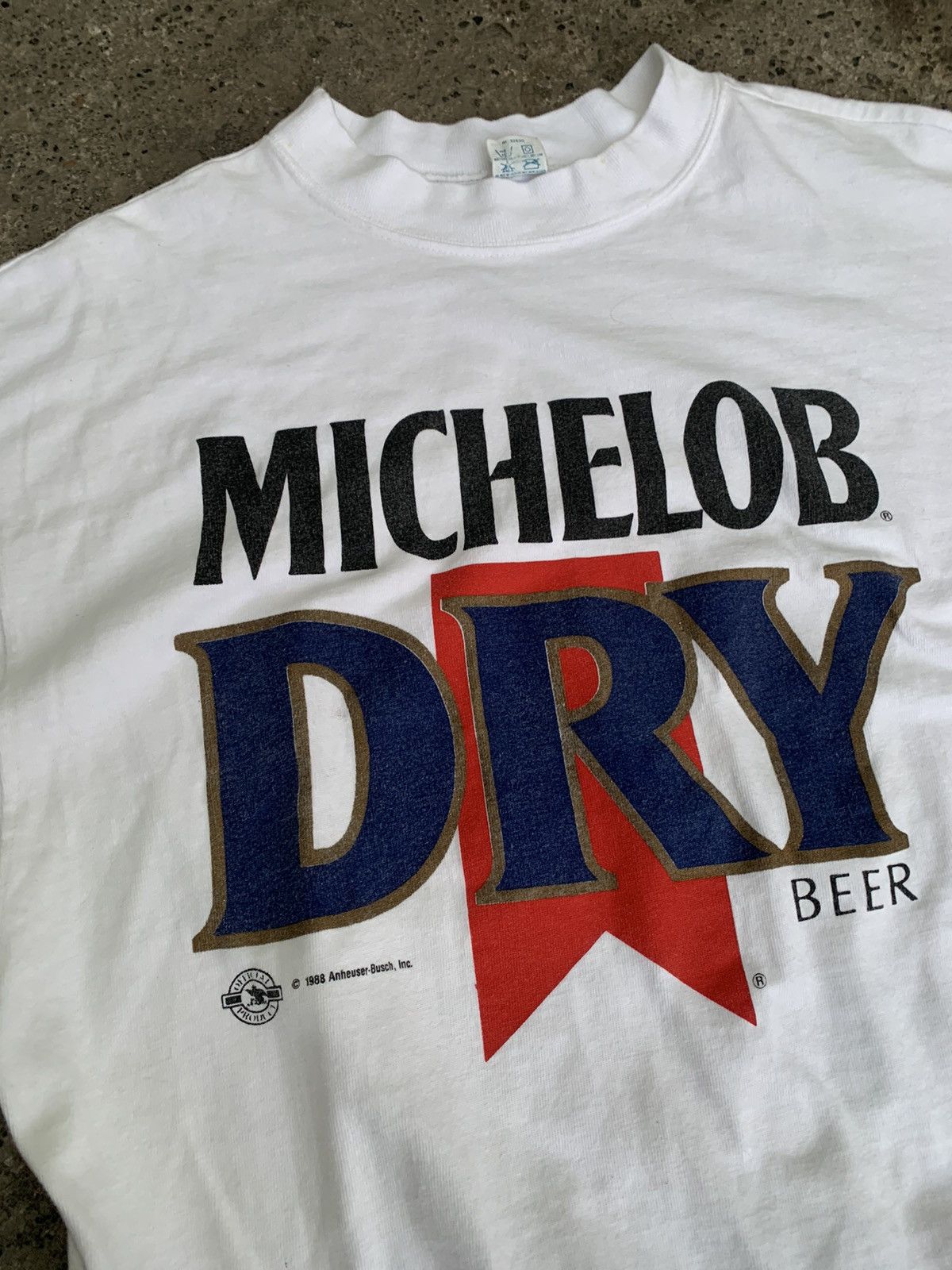 Vintage Vintage Michelob dry T shirt Size US M / EU 48-50 / 2 - 2 Thumbnail