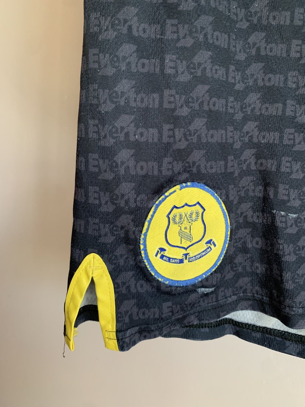 Umbro × Vintage Everton Away Football Shorts Umbro Vintage Soccer Size M Size US 32 / EU 48 - 3 Thumbnail