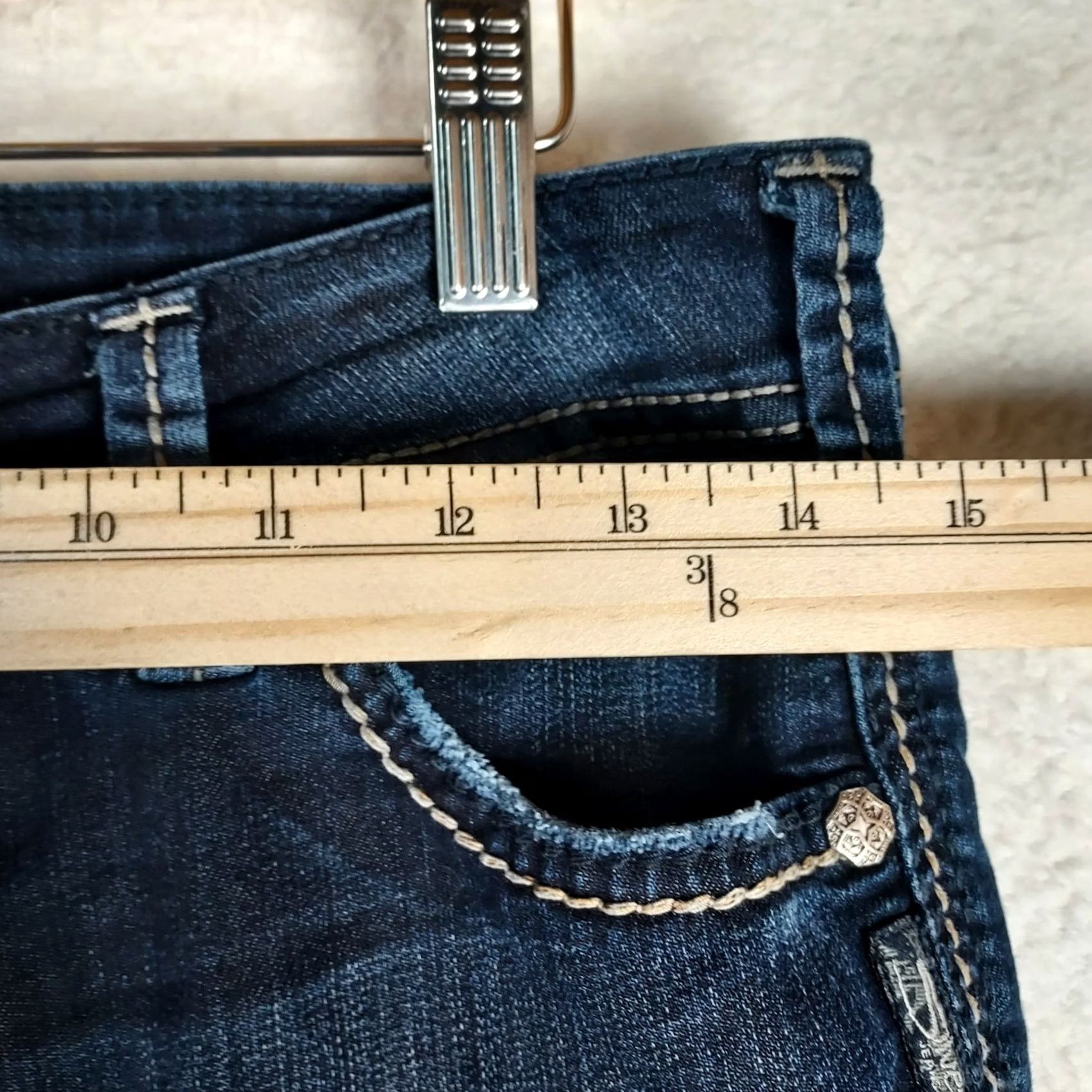 Silver Jeans Co. Silver Jeans Suki Capri Jeans W27 Dark Wash Stretch Denim Mid Rise Cropped Blue 5-Pocket Zip Button Womens Regular Size 27" / US 4 / IT 40 - 7 Thumbnail