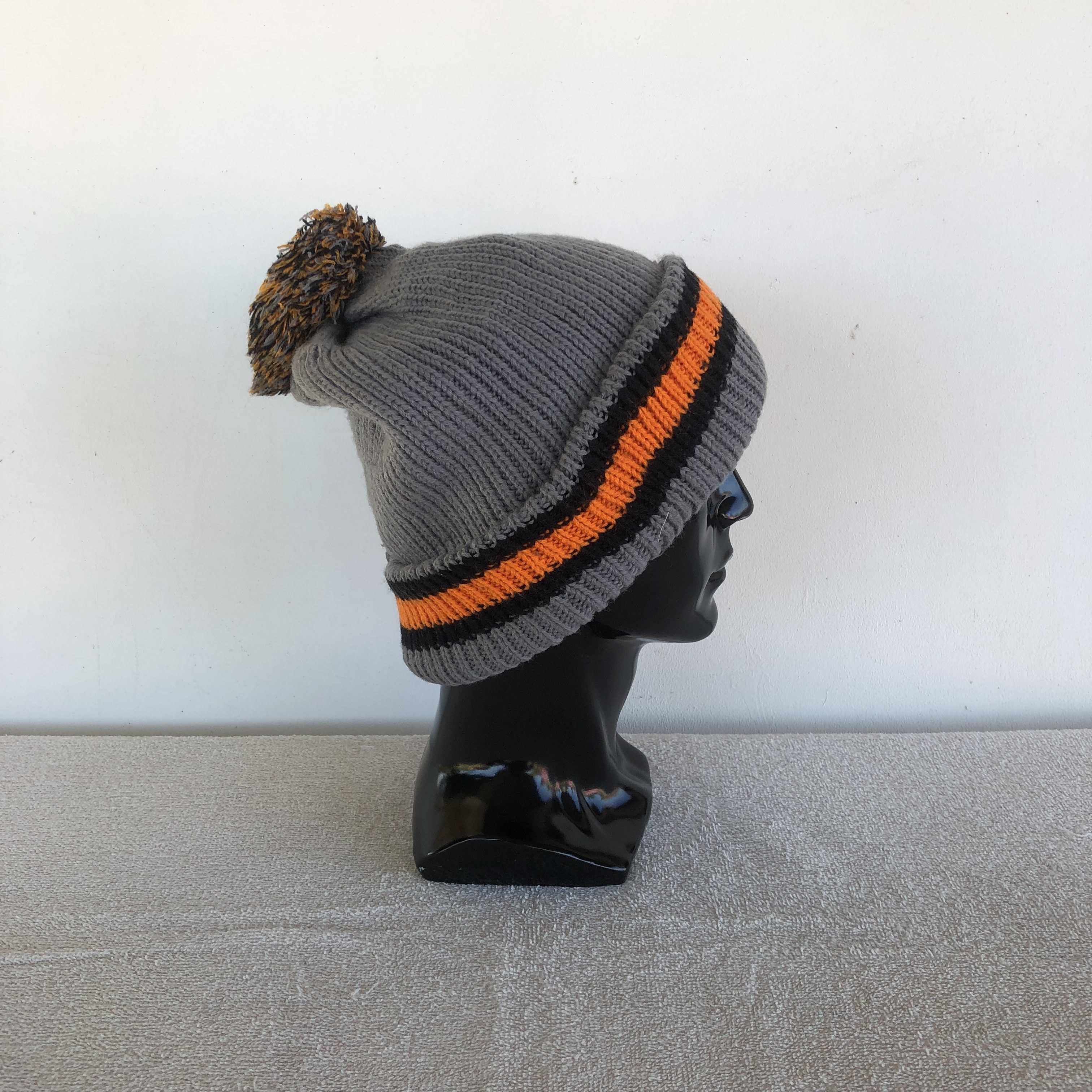 Japanese Brand Vintage 5Xe Japanese Pom Pom Beanie Snow Caps Hats Size ONE SIZE - 3 Thumbnail
