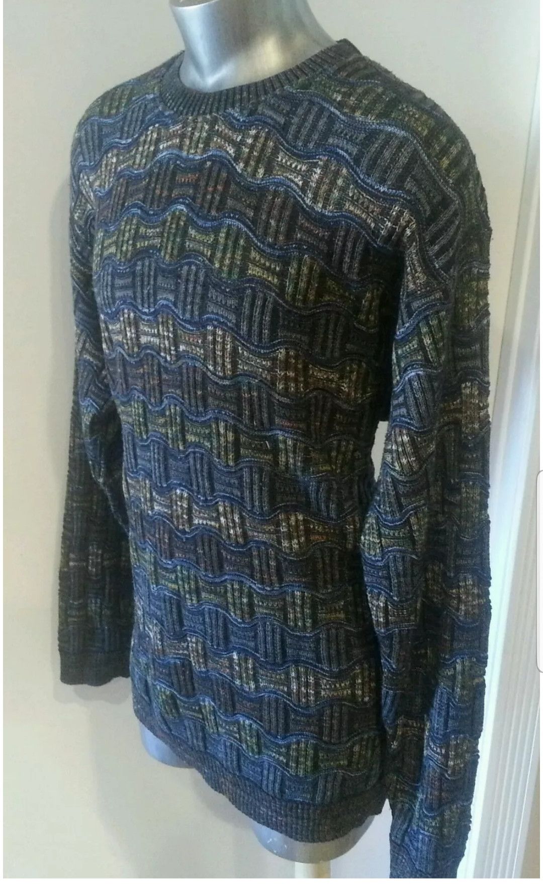 Tundra Canada CREWNECK 3D BIGGIE COSBY COGI Size US XL / EU 56 / 4 - 3 Thumbnail