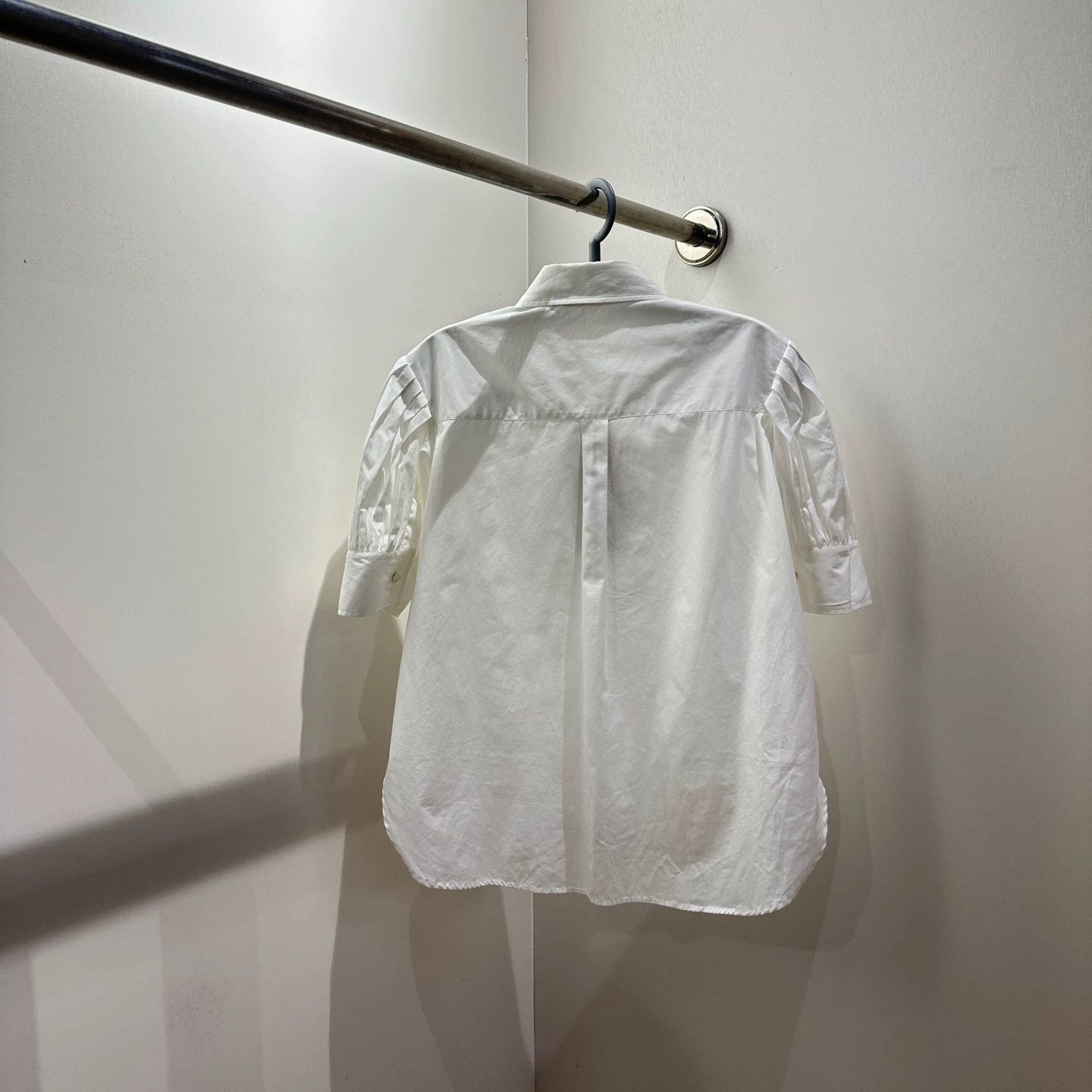 Christian Dior Monsieur CHRISTIAN DIOR bee puff-sleeve ss shirt 34 cotton Size XS / US 0-2 / IT 36-38 - 2 Thumbnail