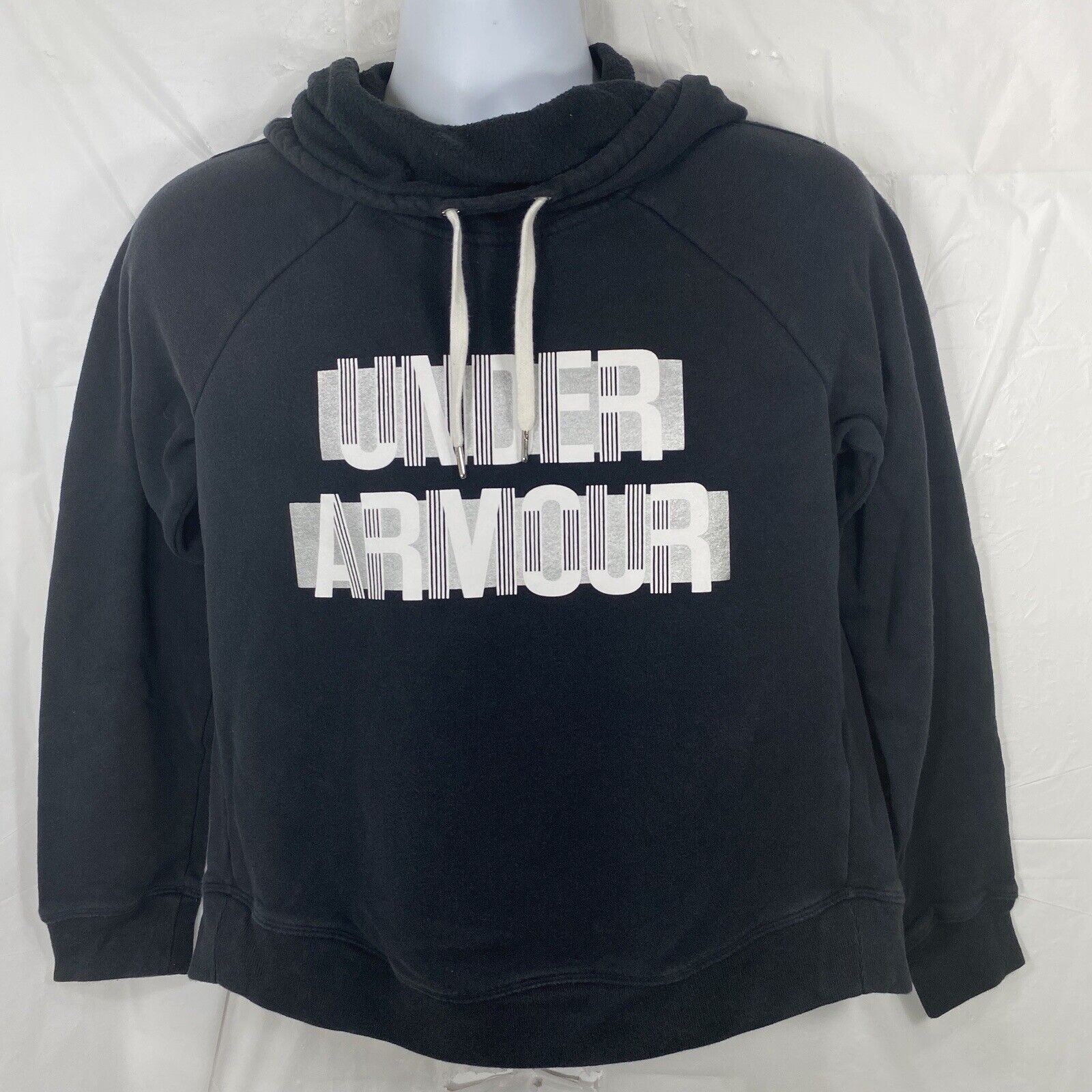 Under Armour Under Armour Small Loose Fit Black Fleece Hoodie Sweatshirt Size S / US 4 / IT 40 - 1 Thumbnail