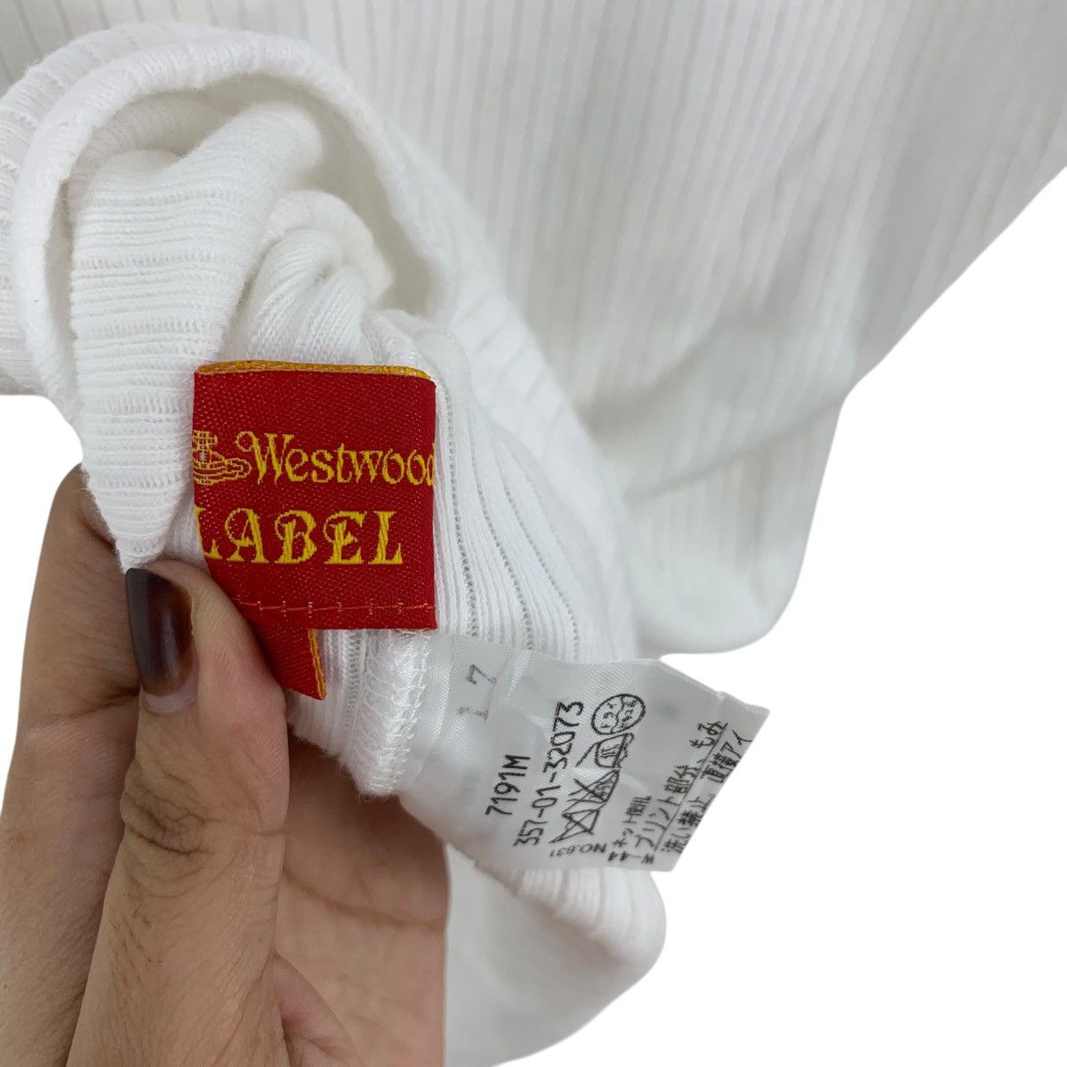 Vivienne Westwood Vintage VIVIENNE WESTWOOD ORB Red Label Collection Tee Size XS / US 0-2 / IT 36-38 - 11 Thumbnail
