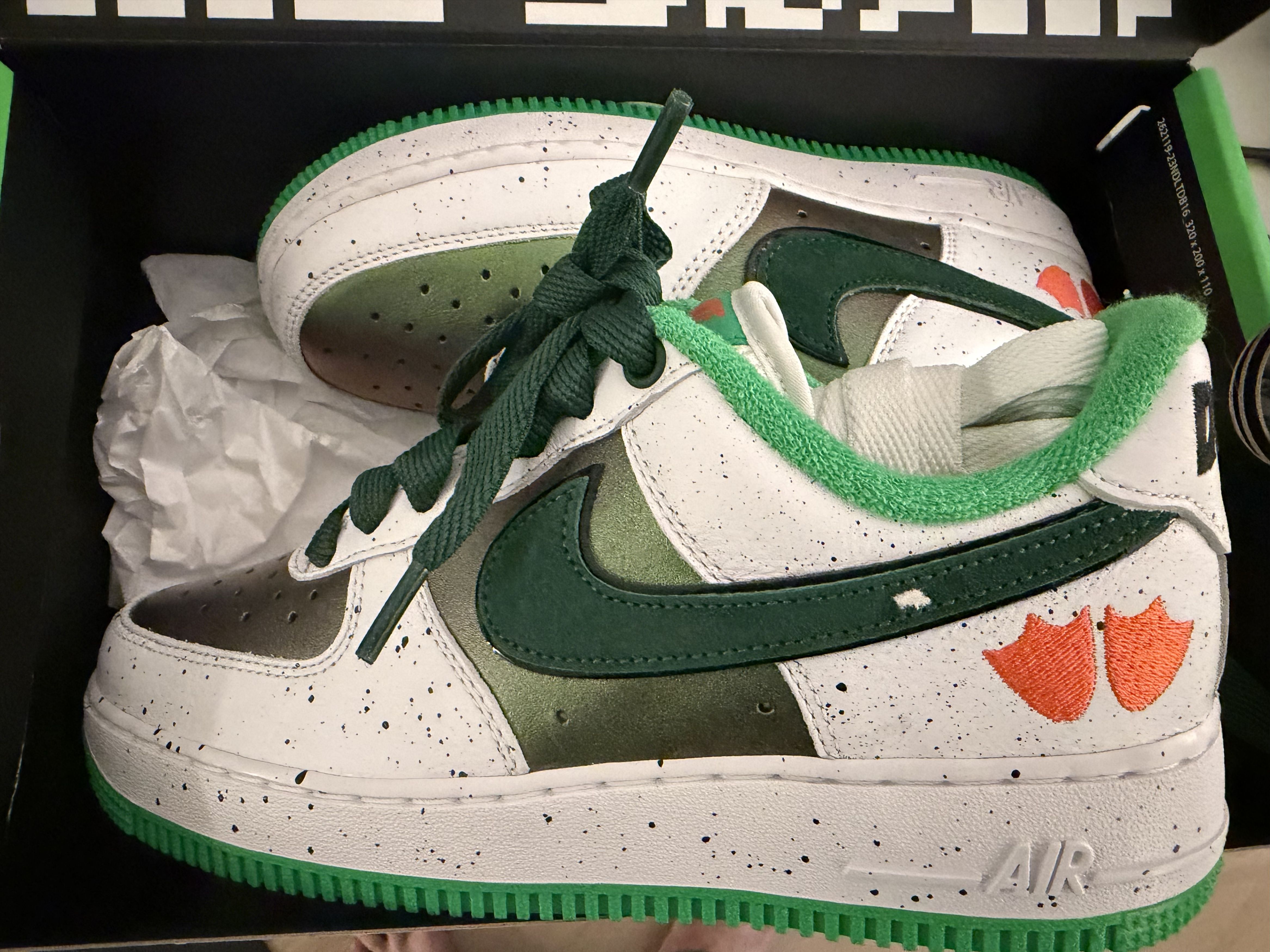 Nike Nike Air Force 1 DOAF Oregon 'Egg or Duck' PE Size US 6 / EU 39 - 2 Thumbnail