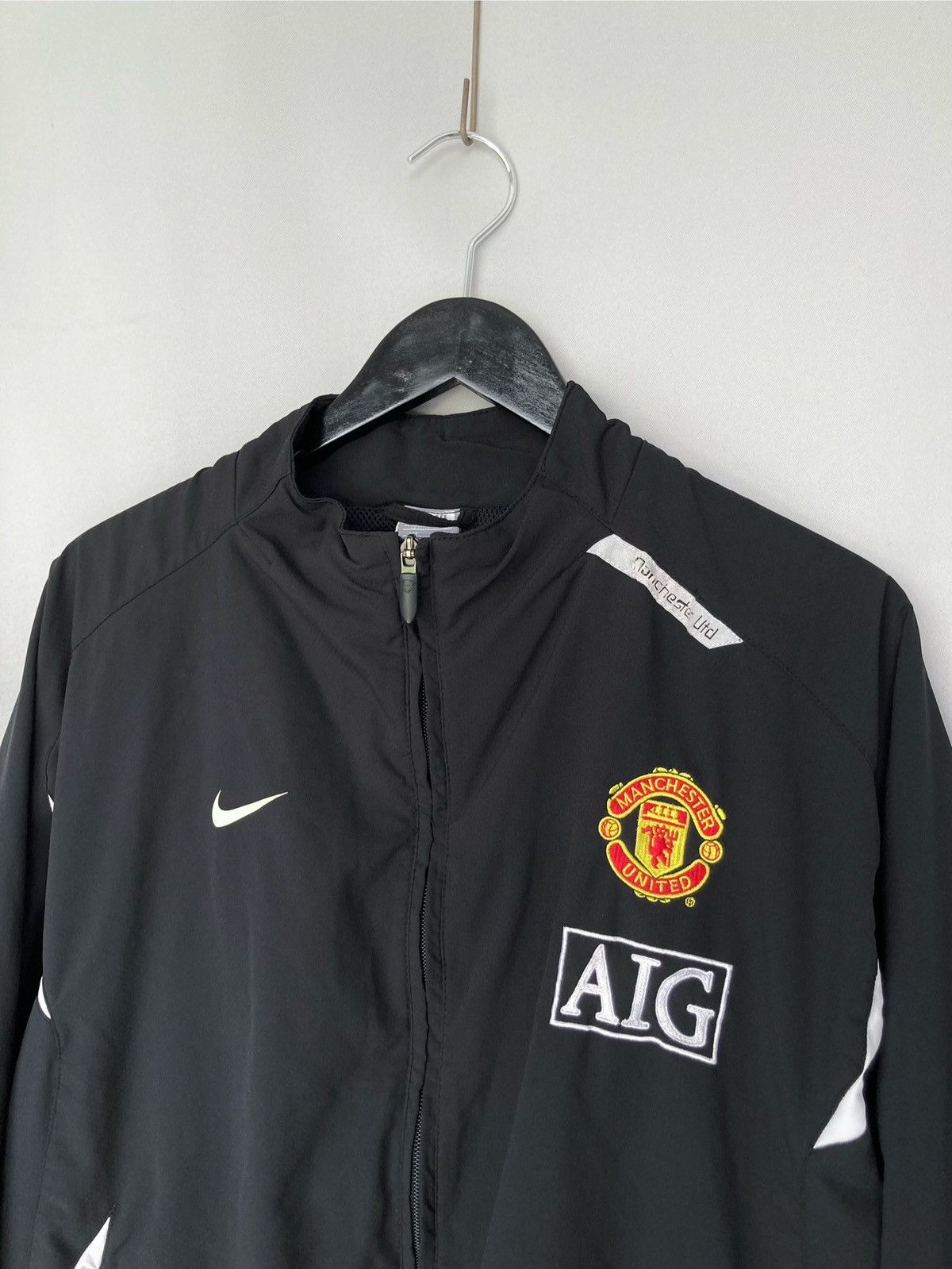 Nike × Vintage Vintage Nike Manchester United Windbreaker Track Jacket Size US XL / EU 56 / 4 - 3 Thumbnail