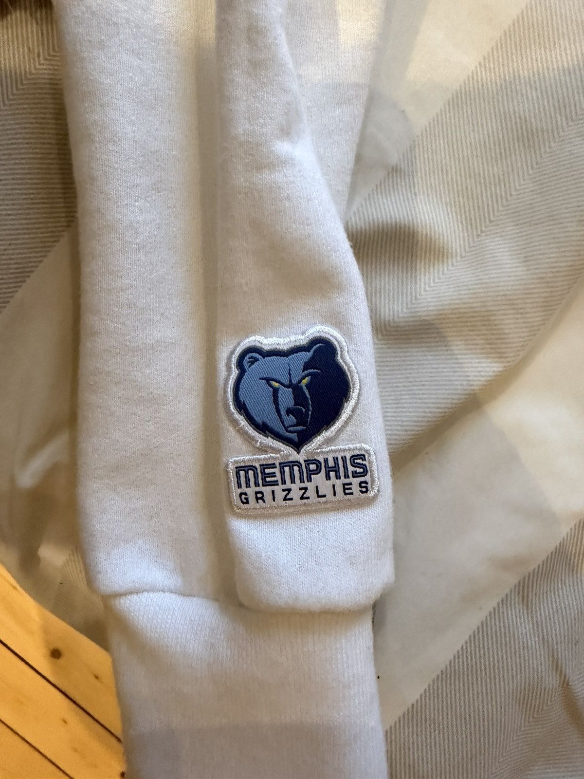 NBA Memphis Grizzlies NBA Hoodie – White Pullover Size US L / EU 52-54 / 3 - 2 Thumbnail
