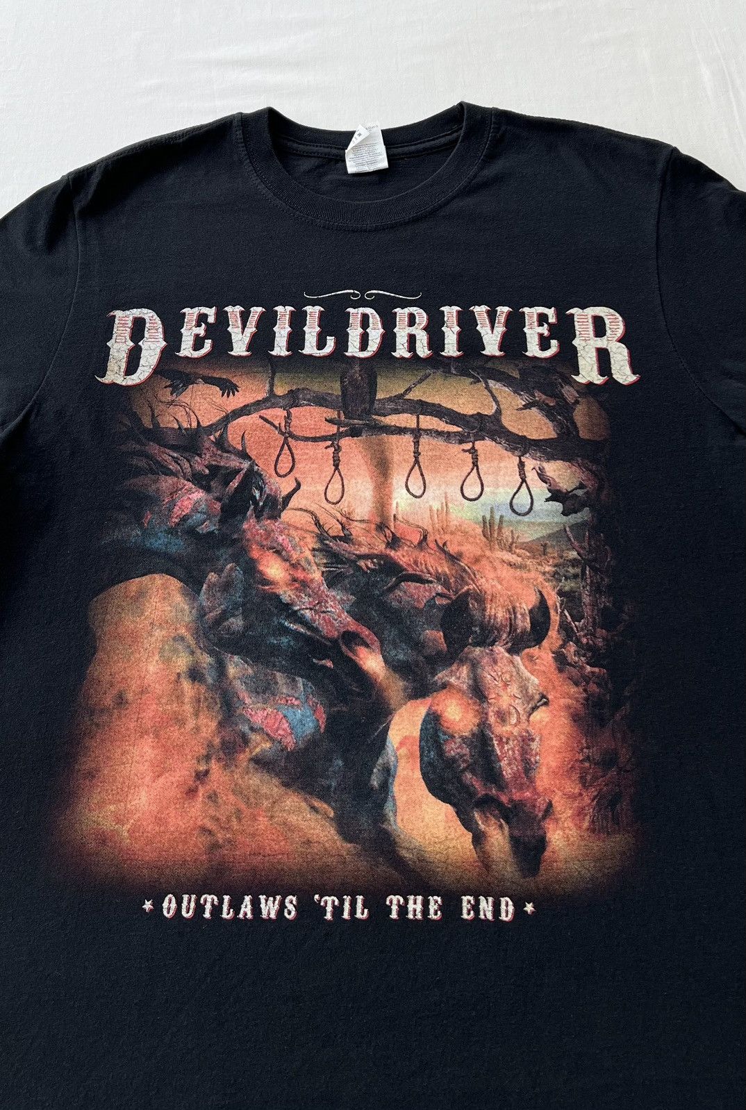 Band Tees Vintage 2010s DevilDriver Outlaws til the End Metal Band Size US M / EU 48-50 / 2 - 3 Thumbnail