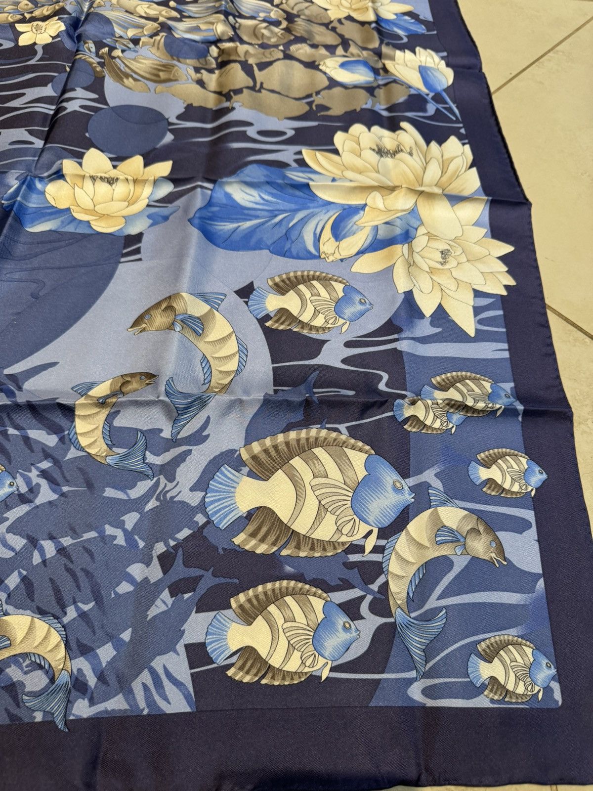 Salvatore Ferragamo Salvatore Ferragamo Blue Fish Sea Silk Scarf Size ONE SIZE - 3 Thumbnail