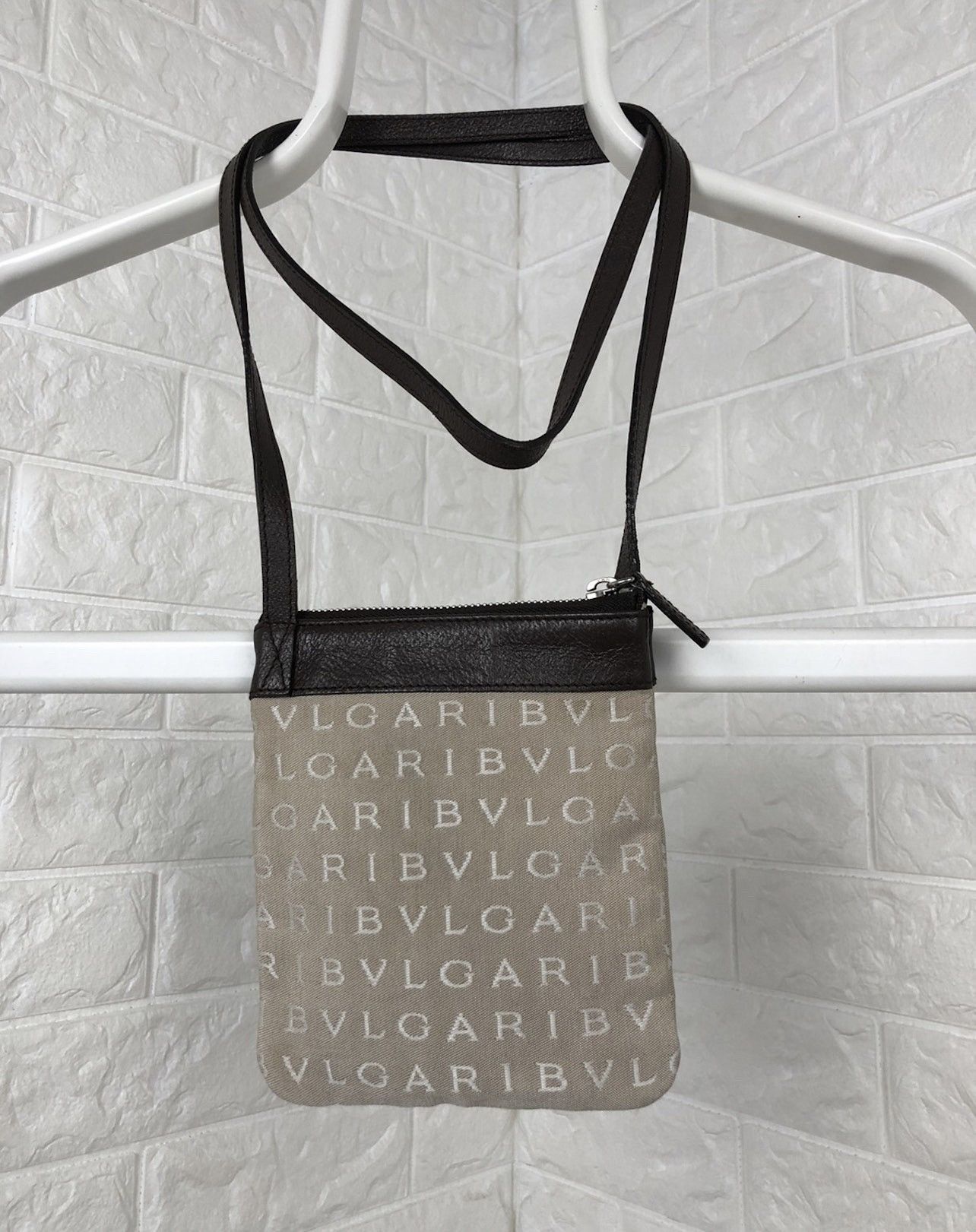 Bvlgari Bvlgari Logomania 22588 Women's Canvas Shoulder Bag Beige Size ONE SIZE - 2 Thumbnail